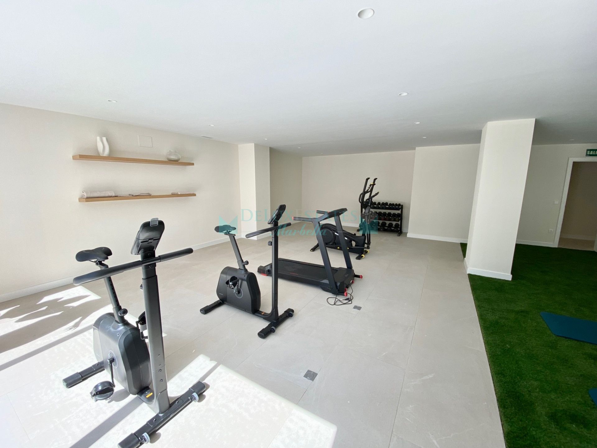 Apartamento en alquiler en Guadaiza, Nueva Andalucia