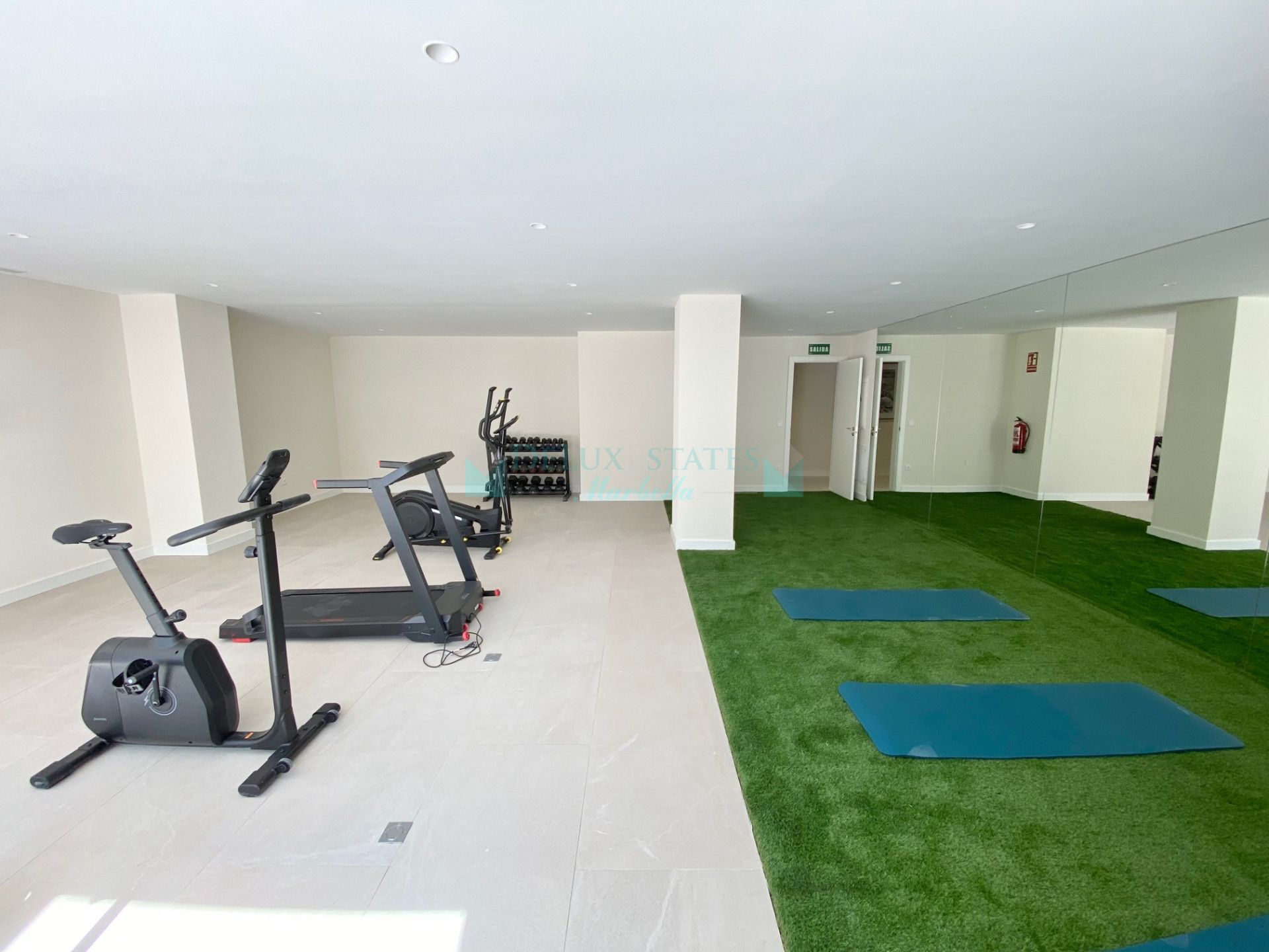 Apartamento en alquiler en Guadaiza, Nueva Andalucia
