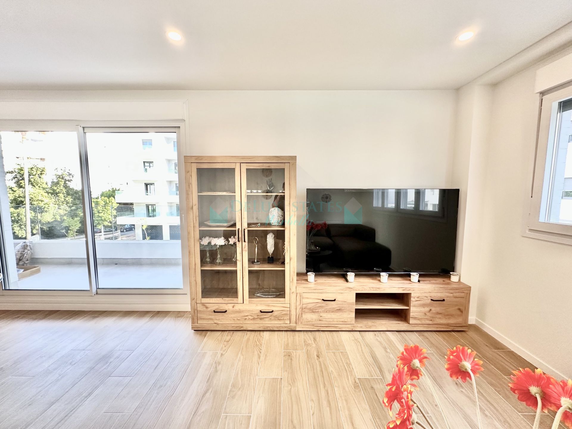 Apartamento en alquiler en Guadaiza, Nueva Andalucia