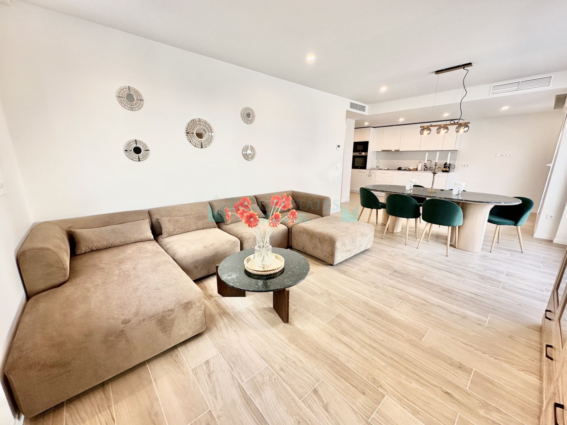 Apartamento en alquiler en Guadaiza, Nueva Andalucia