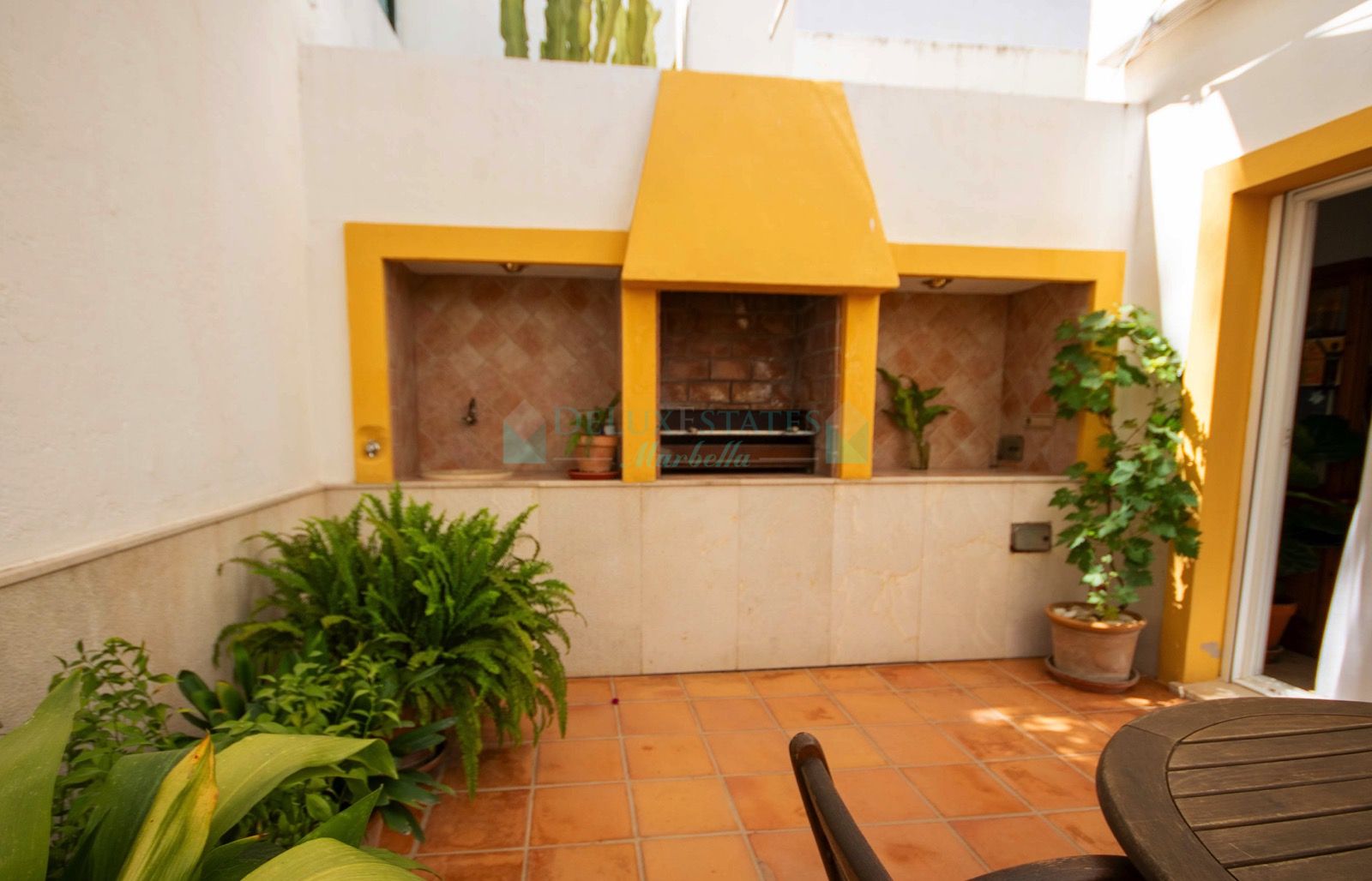 Town House for sale in Estepona Centre, Estepona