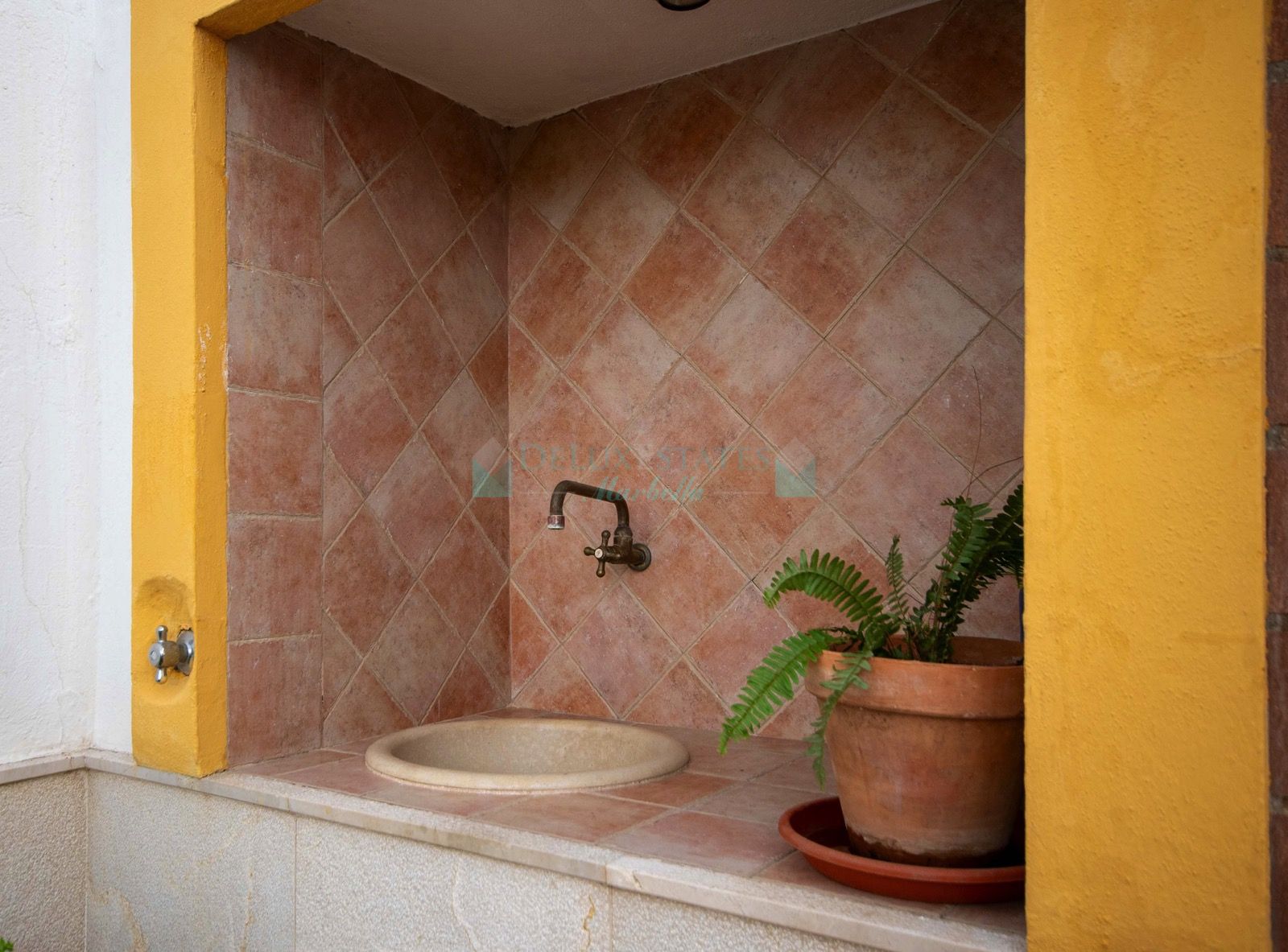 Town House for sale in Estepona Centre, Estepona