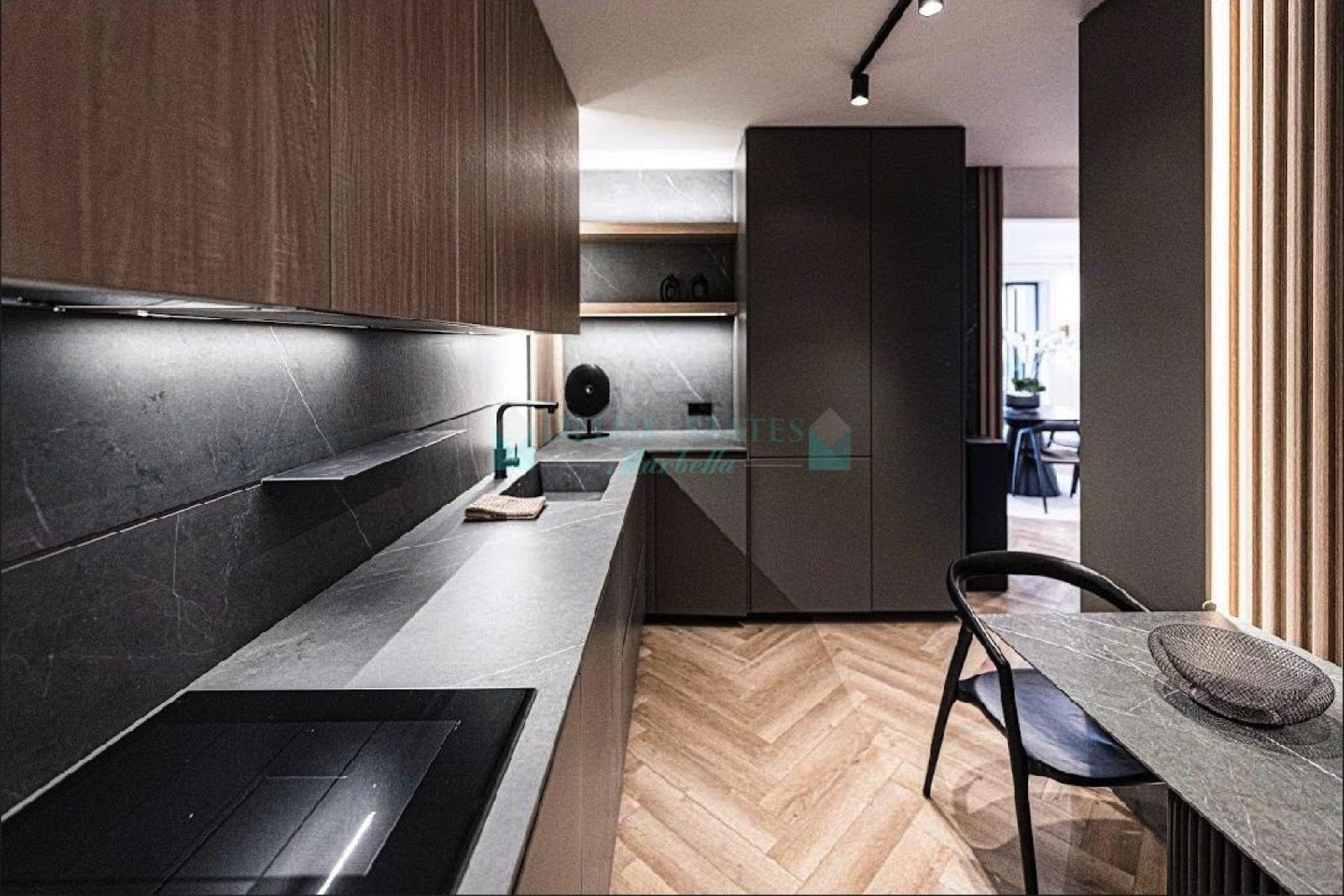 Town House for sale in La Quinta, Benahavis