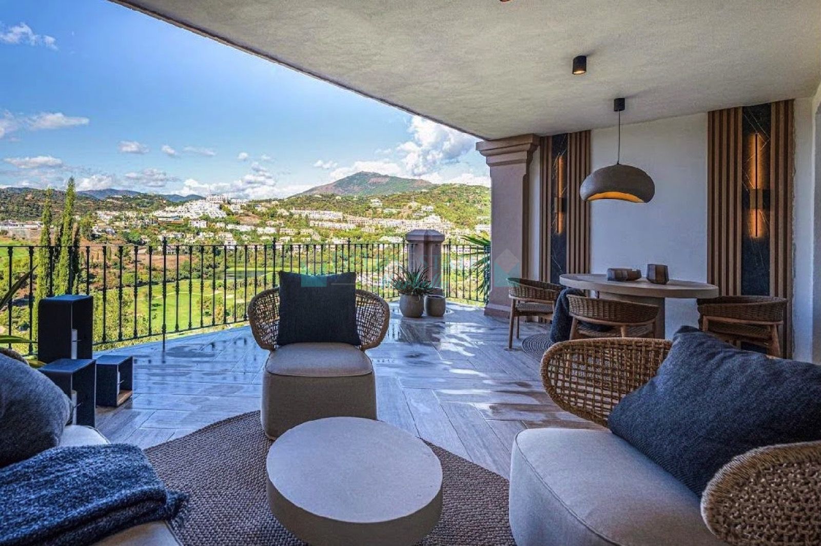 Town House for sale in La Quinta, Benahavis