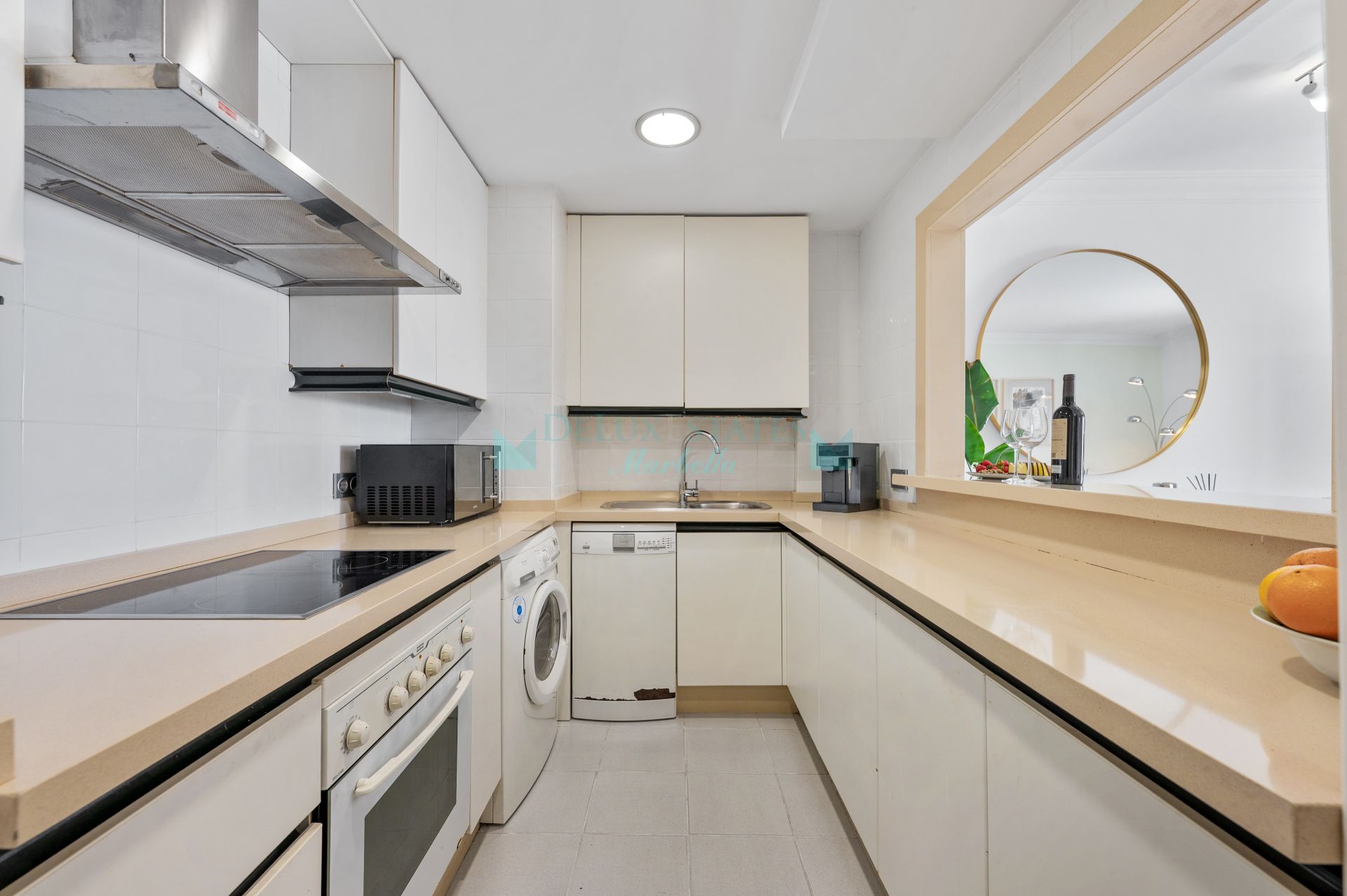 Apartment for sale in Marina Banus, Marbella - Puerto Banus