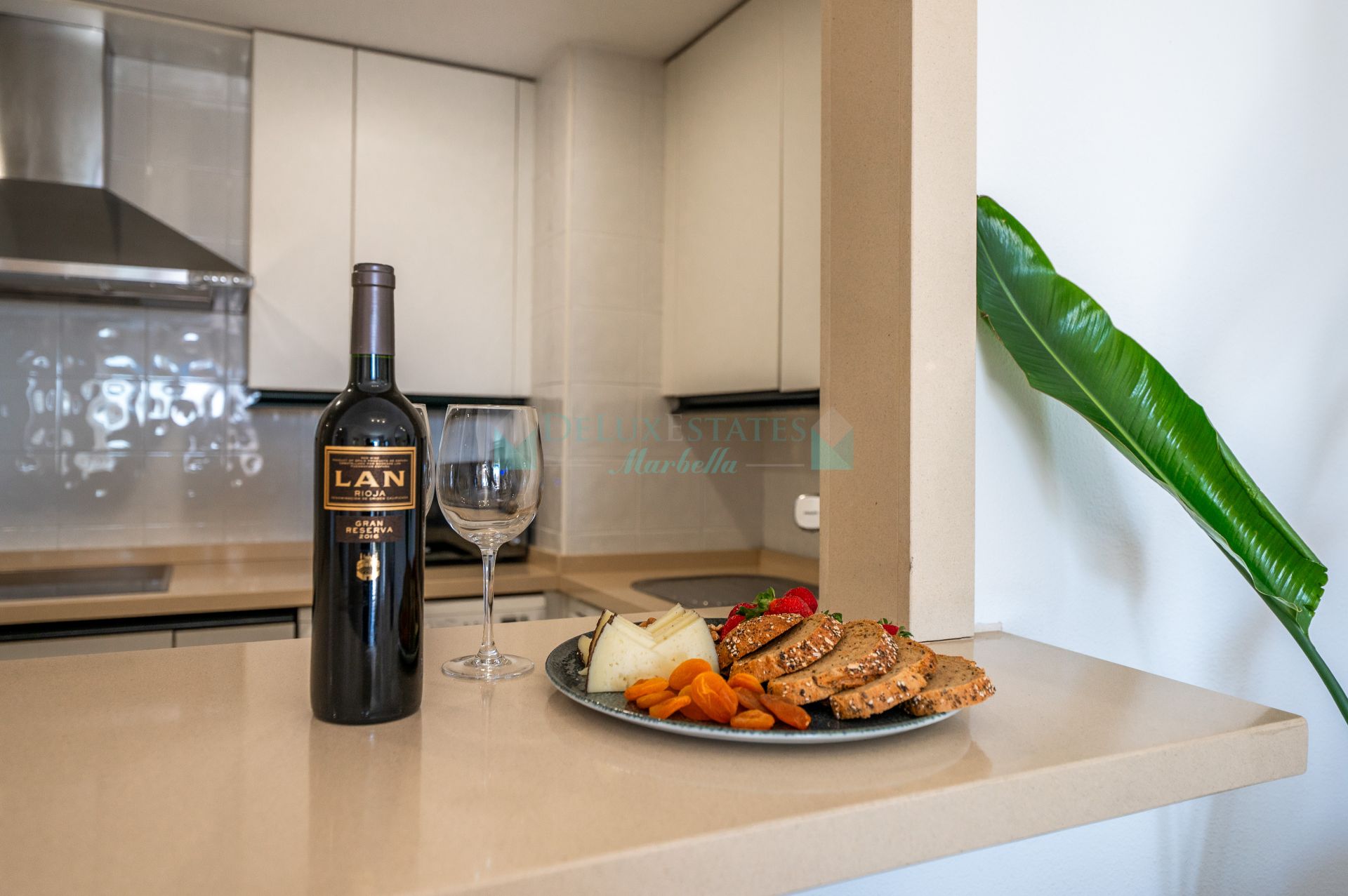 Apartment for sale in Marina Banus, Marbella - Puerto Banus