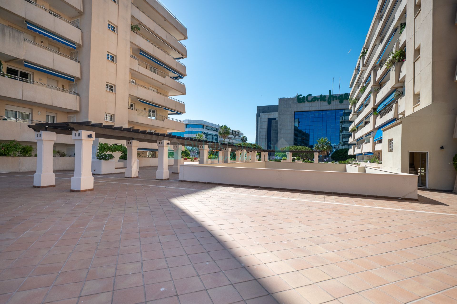 Apartment for sale in Marina Banus, Marbella - Puerto Banus