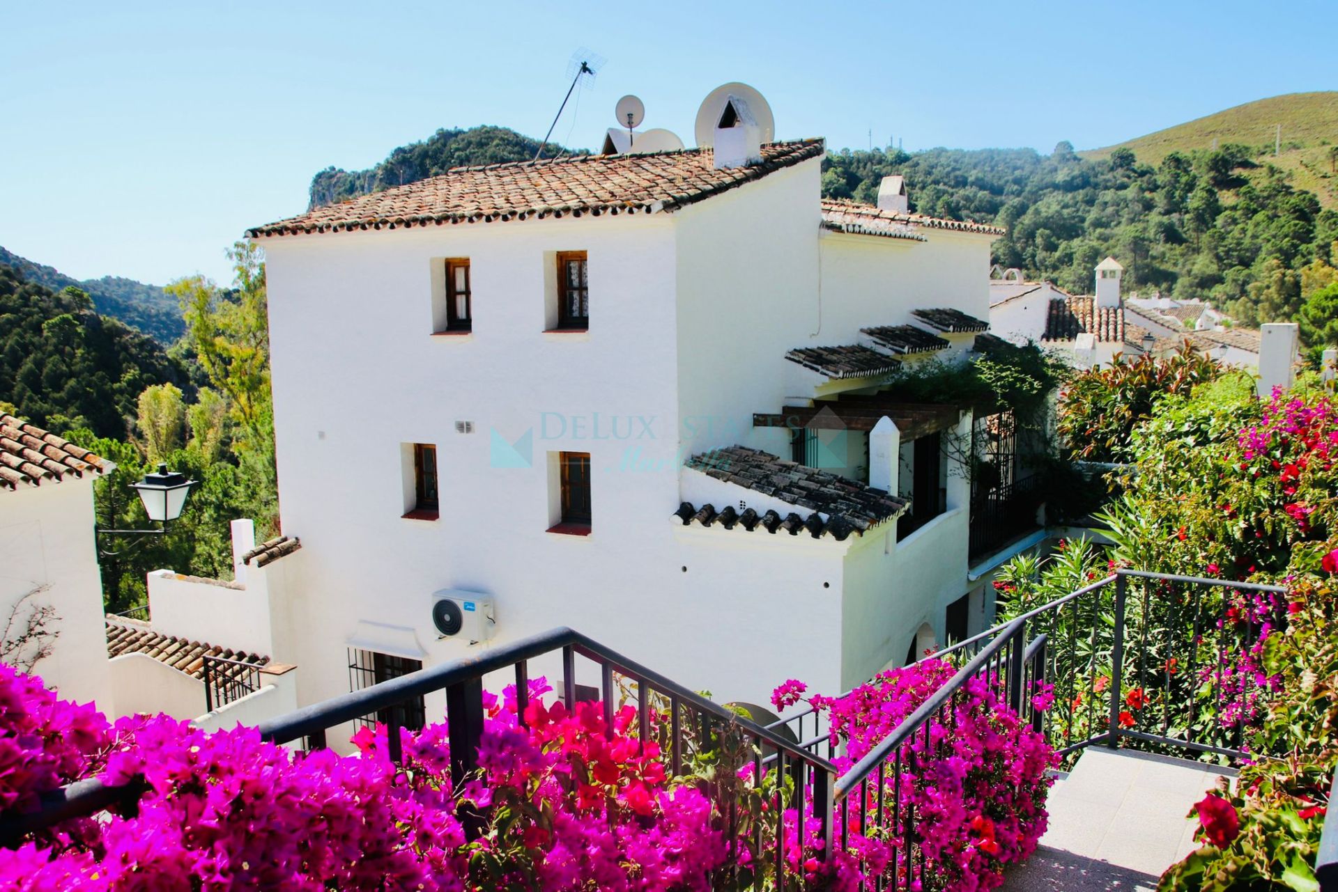 Studio for sale in Benahavis Centro, Benahavis