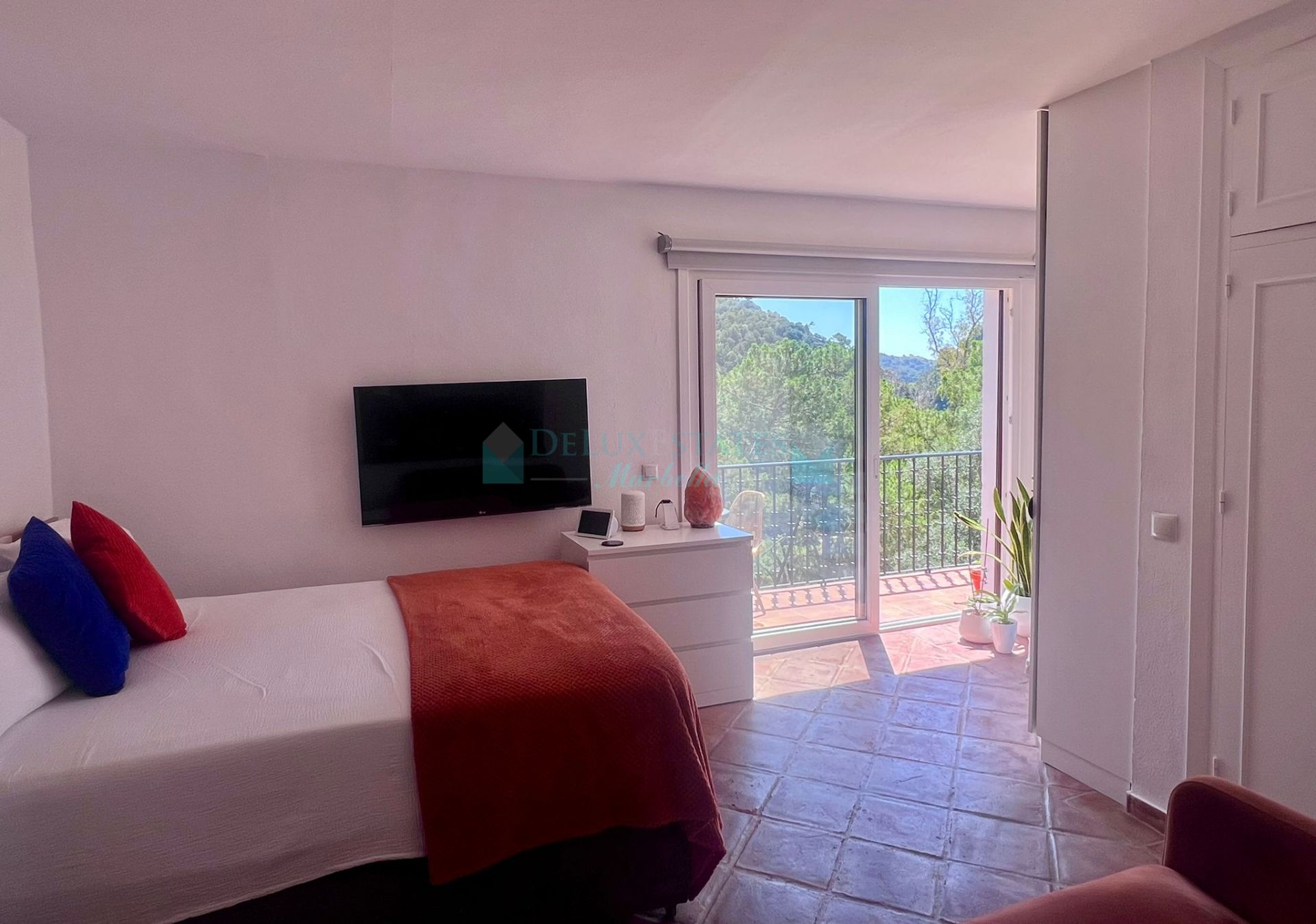 Studio for sale in Benahavis Centro, Benahavis