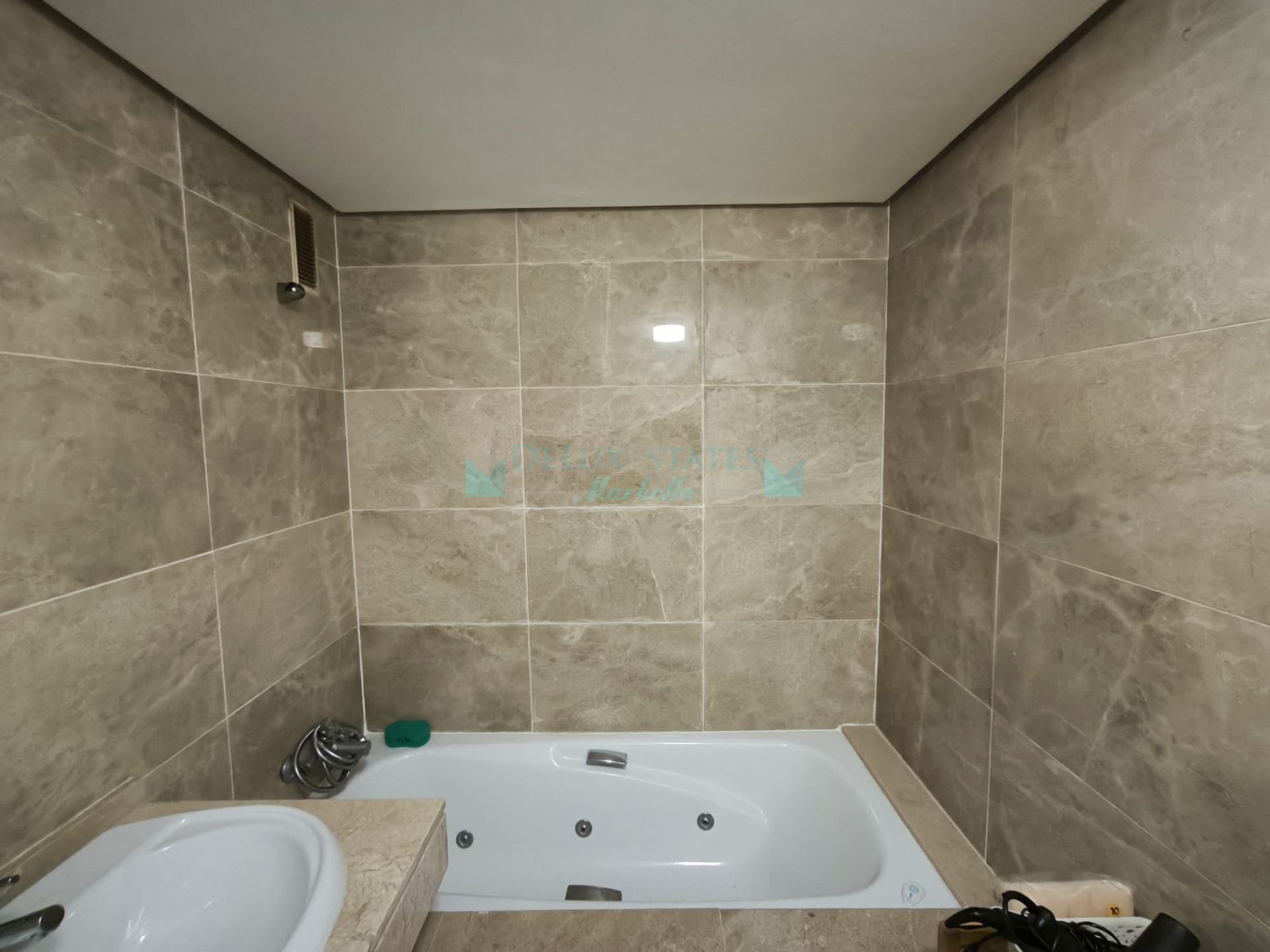 Apartment for sale in Duquesa Village, Manilva