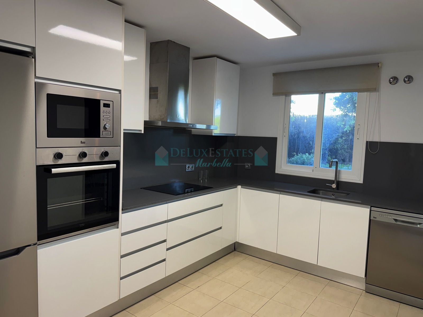 Ground Floor Apartment for sale in Alcorrín, Manilva