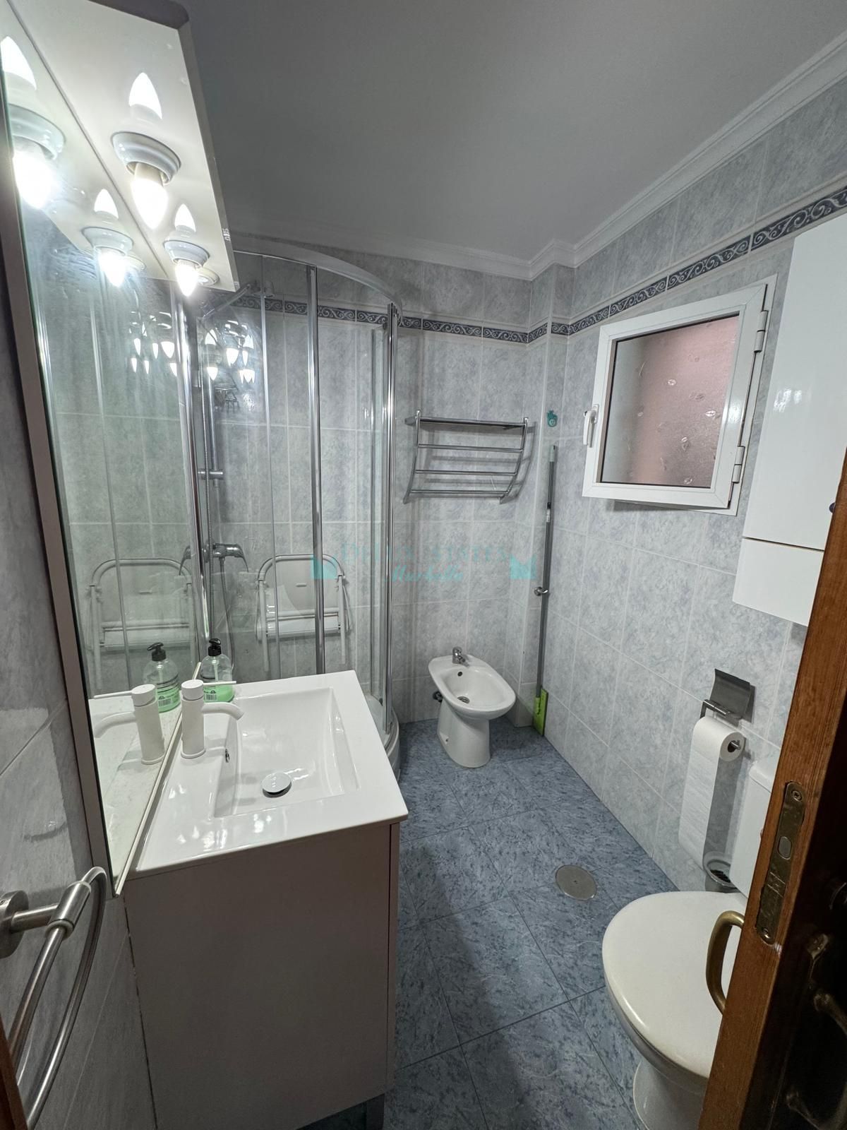 Apartment for sale in Sabinillas, Manilva