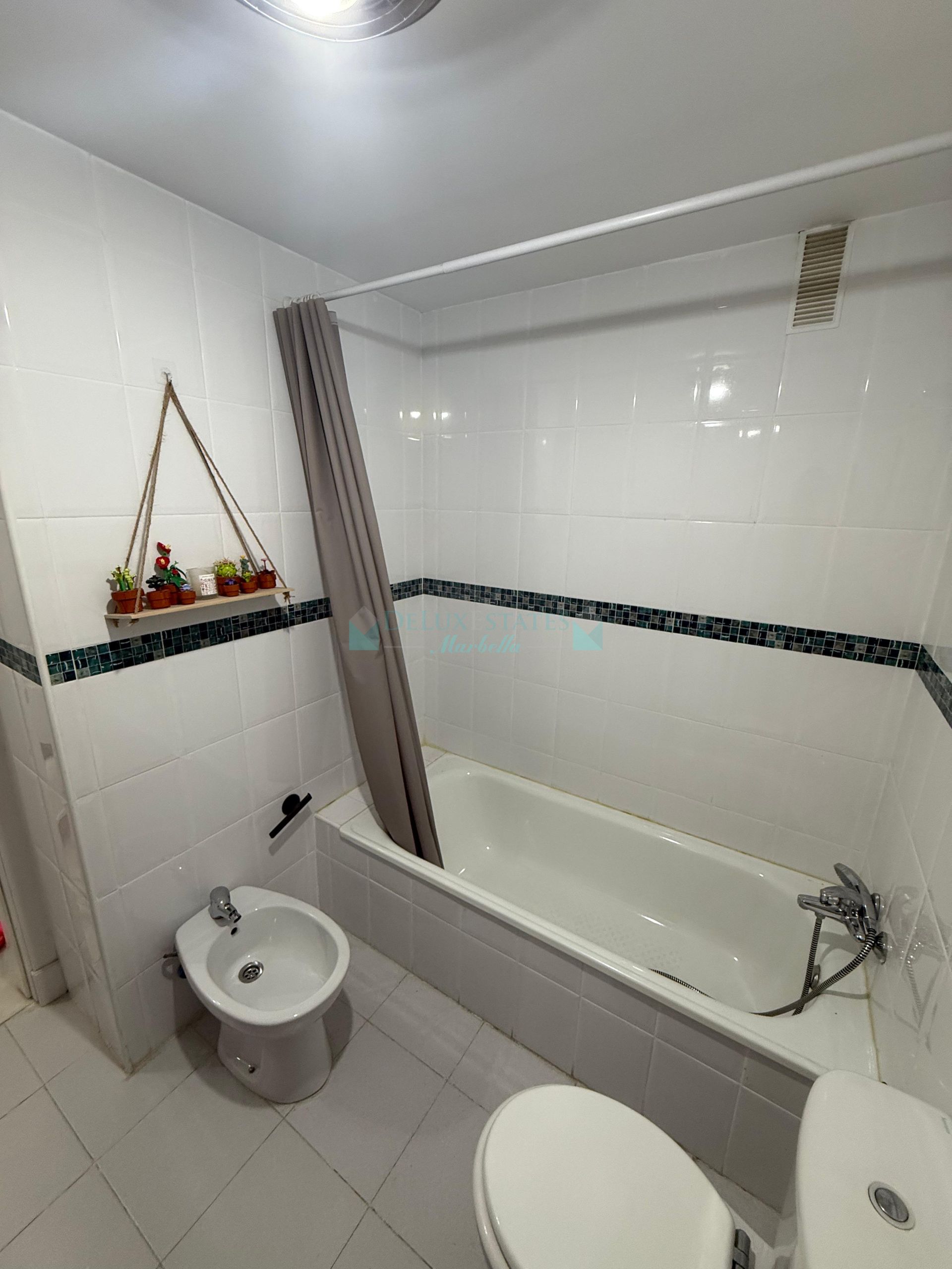 Apartamento Planta Baja en venta en Hacienda de Casares, Casares