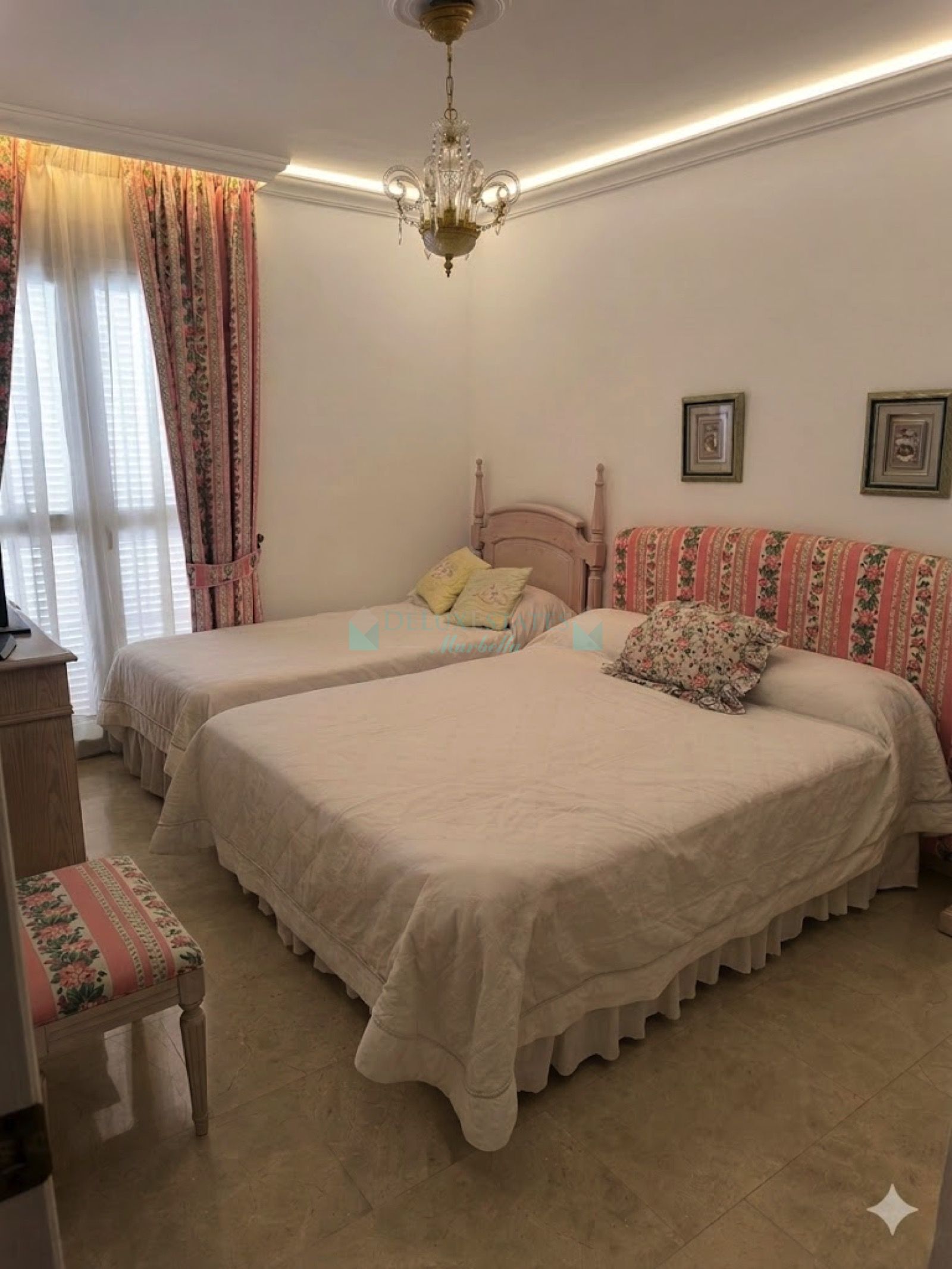 Adosado en venta en La Campana, Nueva Andalucia