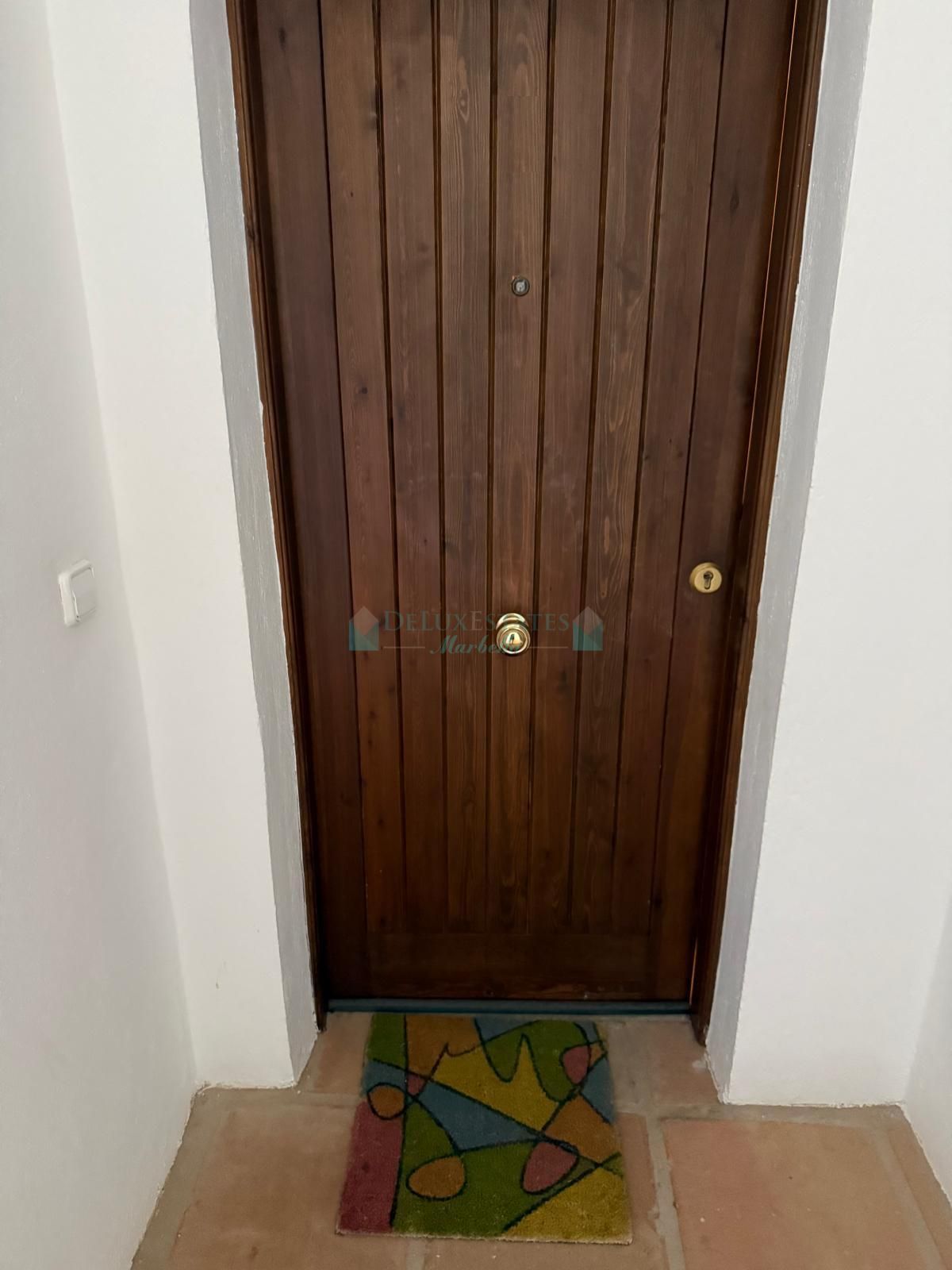 Penthouse for sale in Los Arqueros, Benahavis