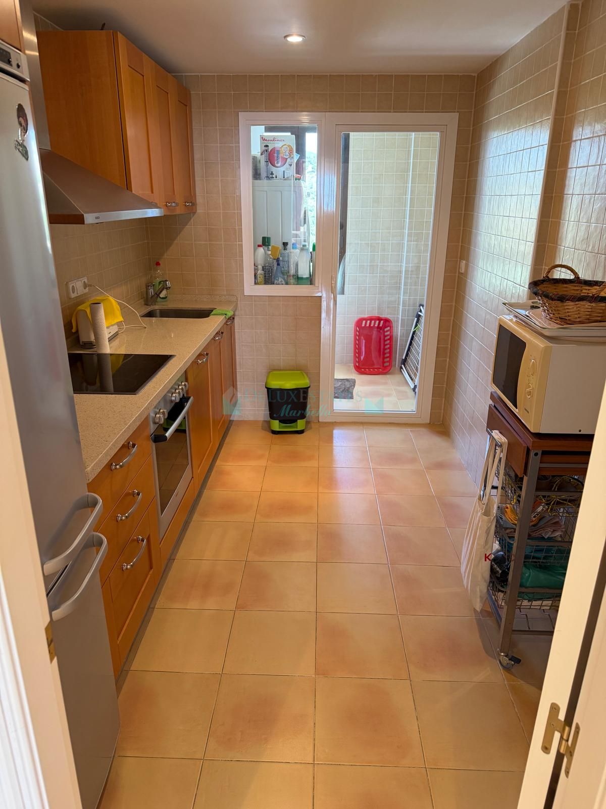 Penthouse for sale in Los Arqueros, Benahavis