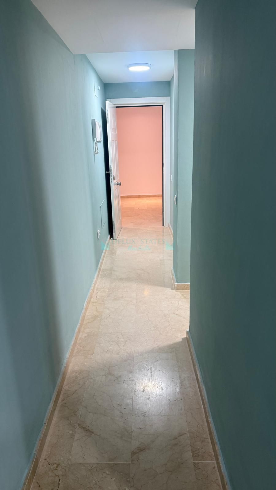 Penthouse for sale in Alcorrín, Manilva