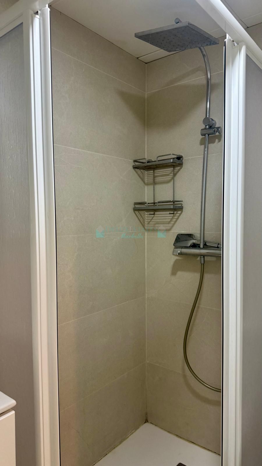 Penthouse for sale in Alcorrín, Manilva