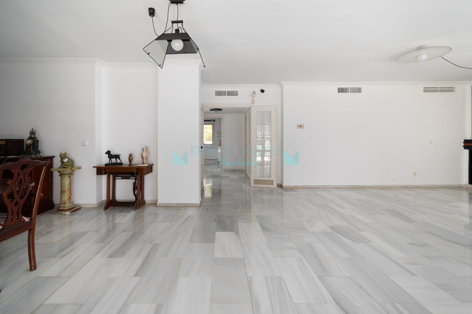 Ático en venta en Ricardo Soriano, Marbella