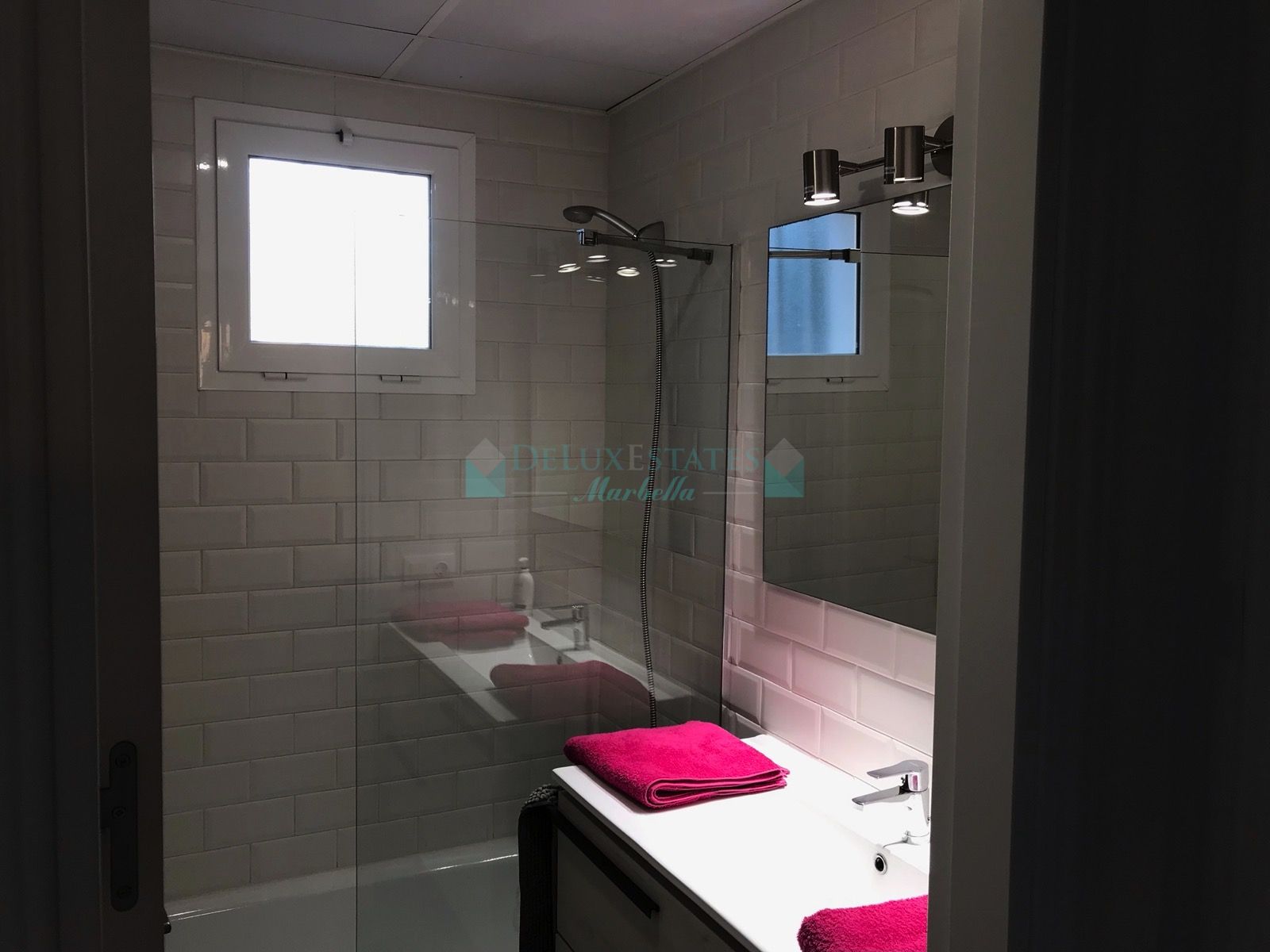 Apartment for sale in Alcorrín, Manilva