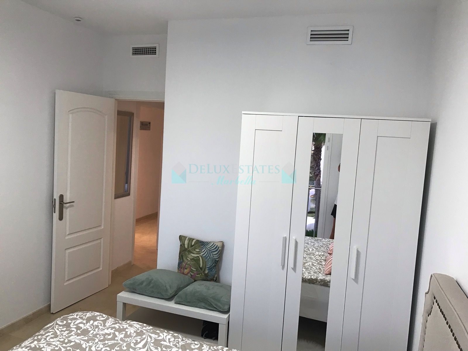 Apartment for sale in Alcorrín, Manilva