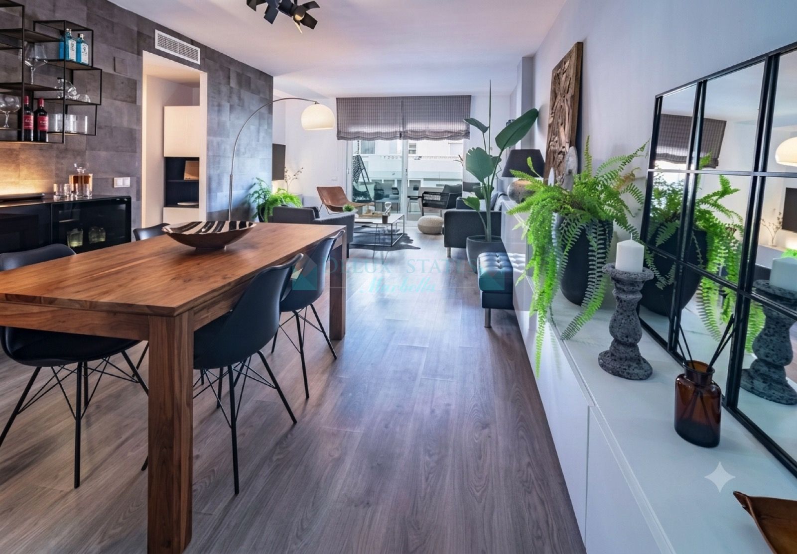 Apartment for sale in La Campana, Nueva Andalucia