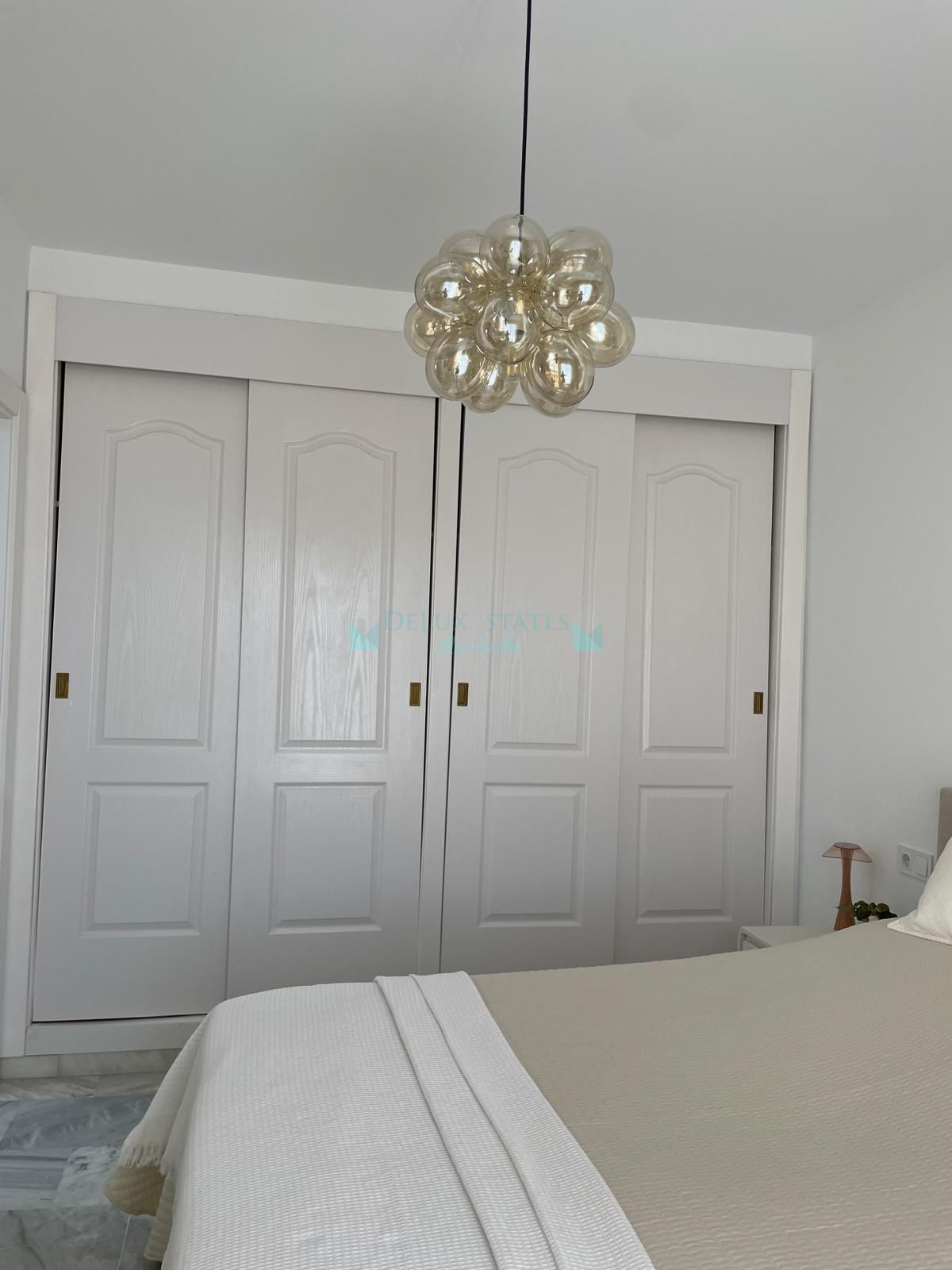 Penthouse for sale in Castillo de la Duquesa, Manilva