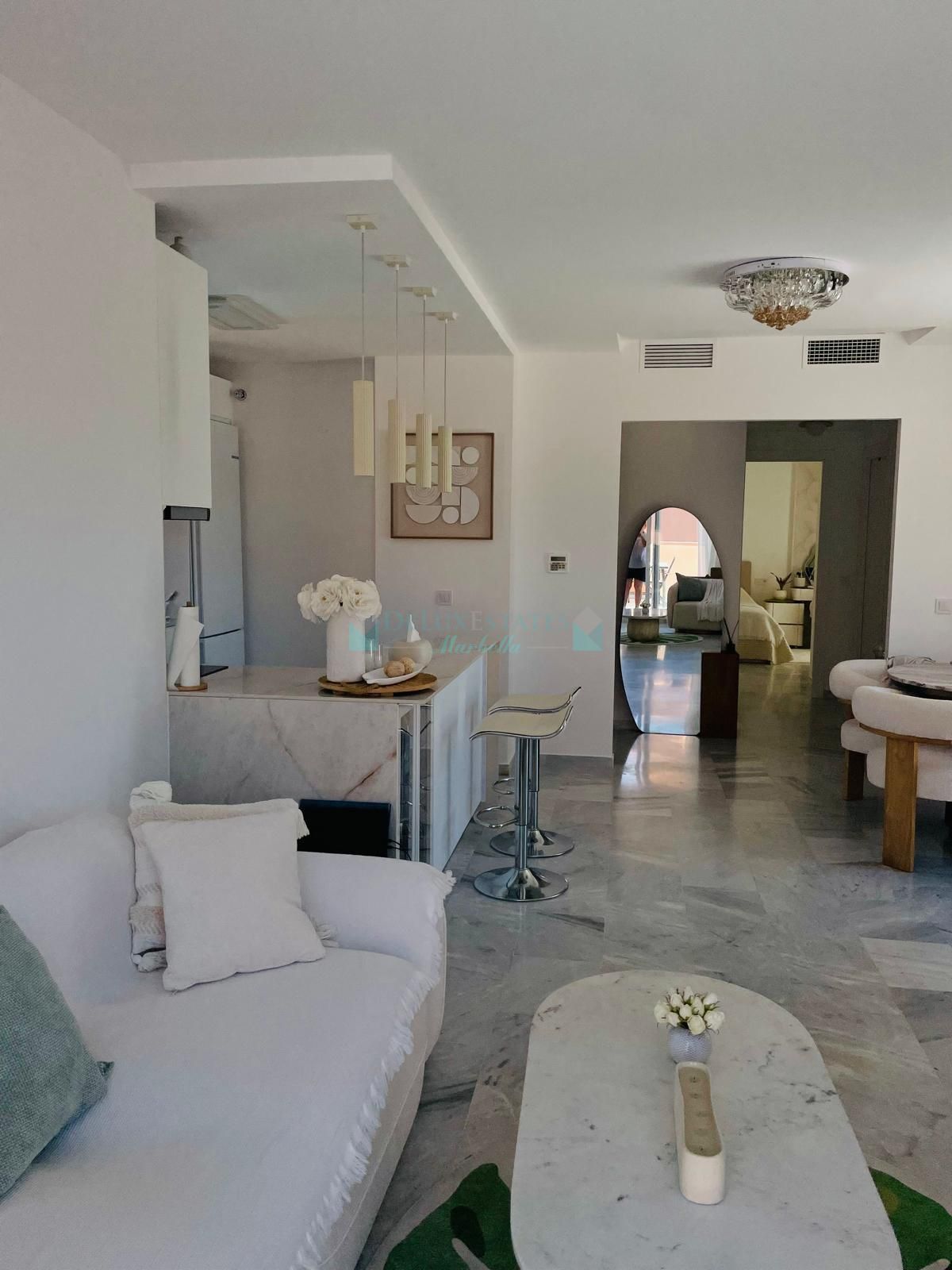 Penthouse for sale in Castillo de la Duquesa, Manilva