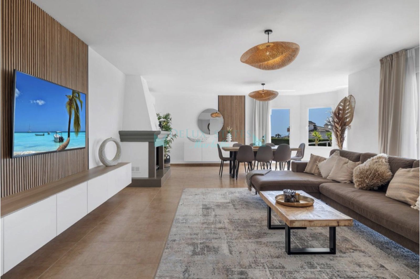 Villa for sale in La Gaspara, Estepona