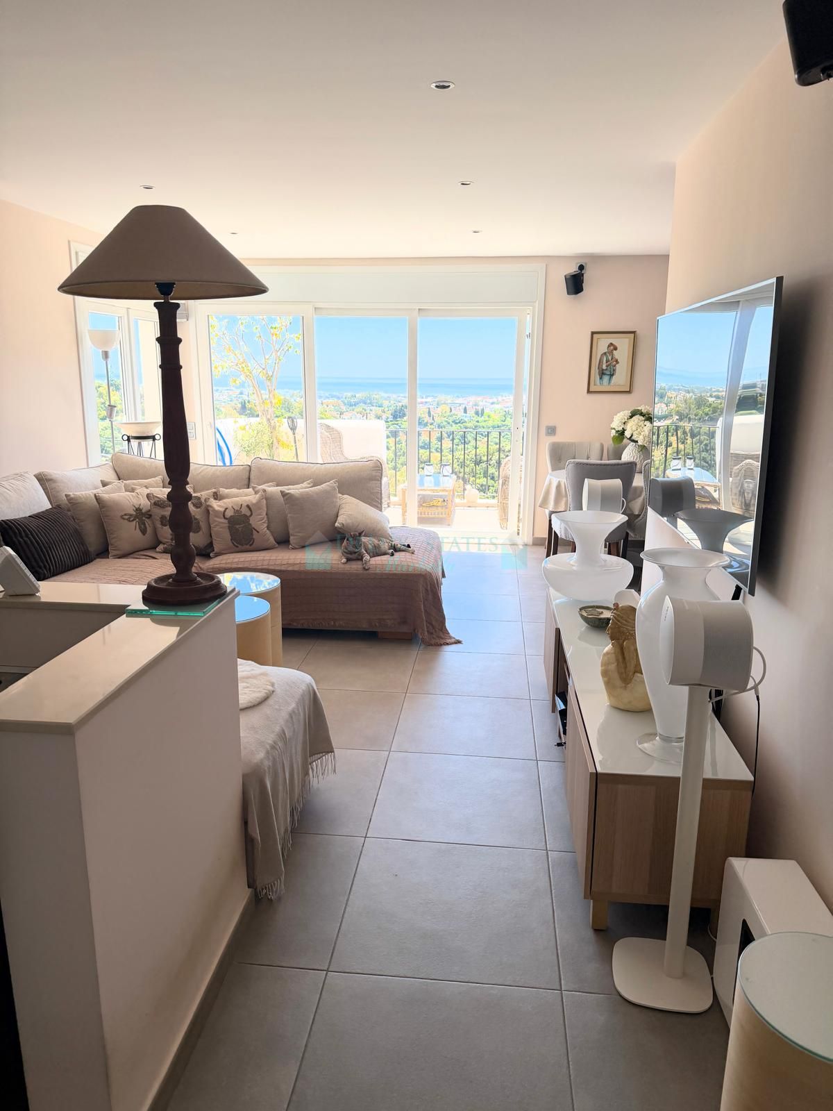 Ático en venta en Puerto del Almendro, Benahavis