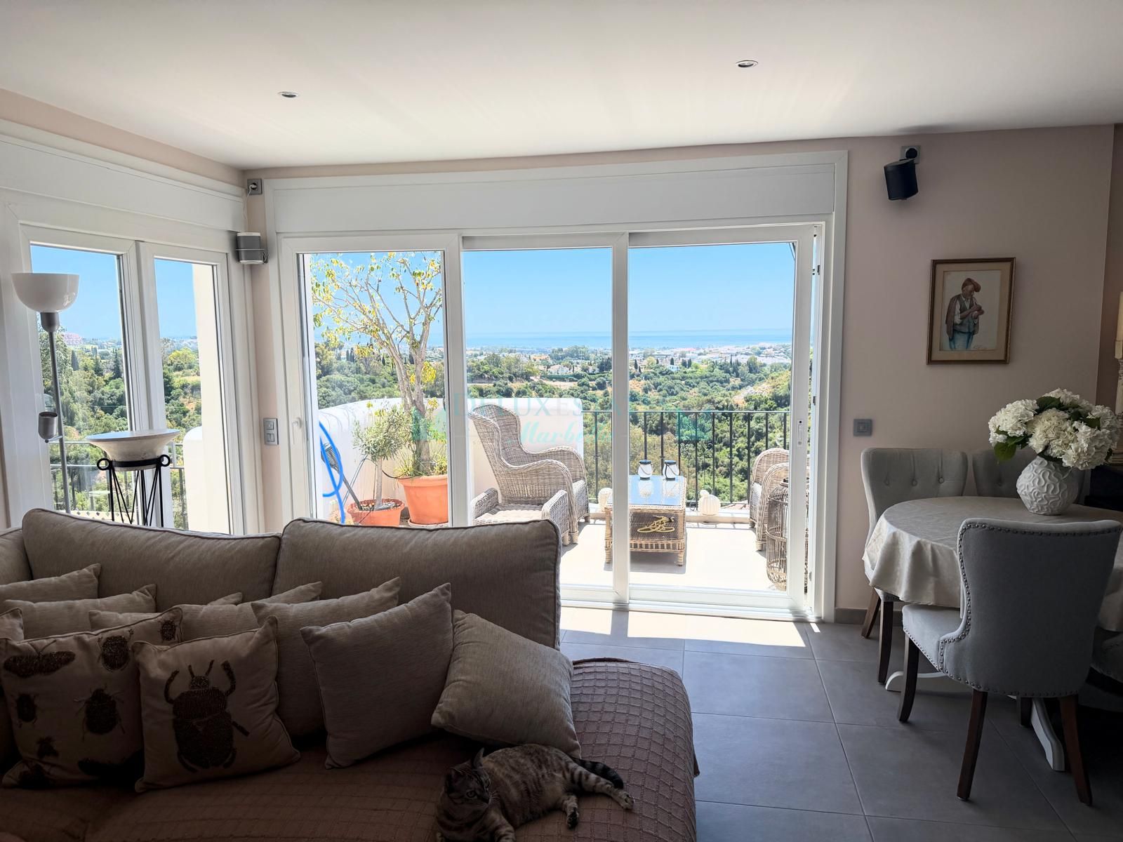 Ático en venta en Puerto del Almendro, Benahavis