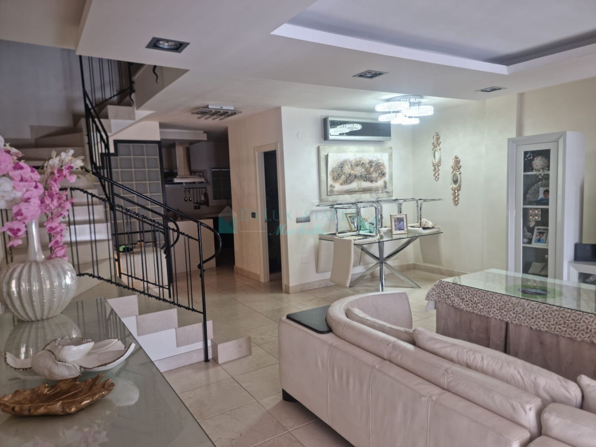 Town House for sale in Estepona Town, Estepona