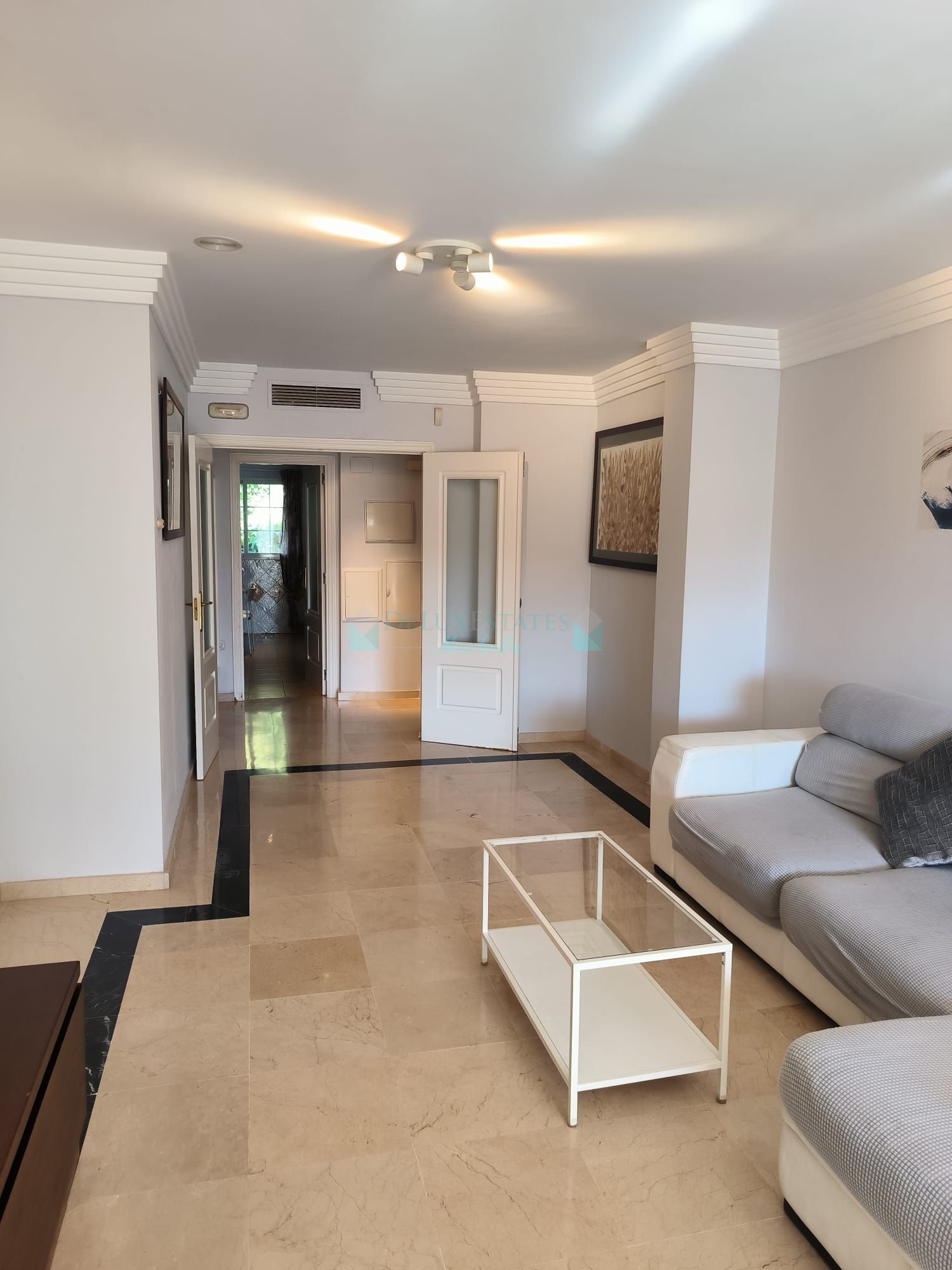 Apartment for sale in Las Lomas de Rio Real, Marbella East