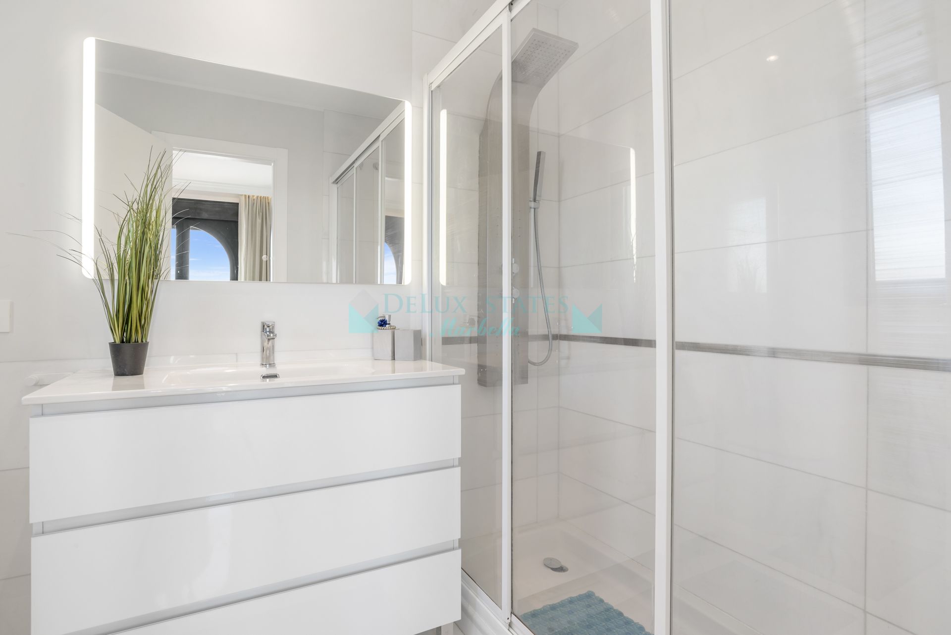 Duplex Penthouse for sale in Doña Julia, Casares