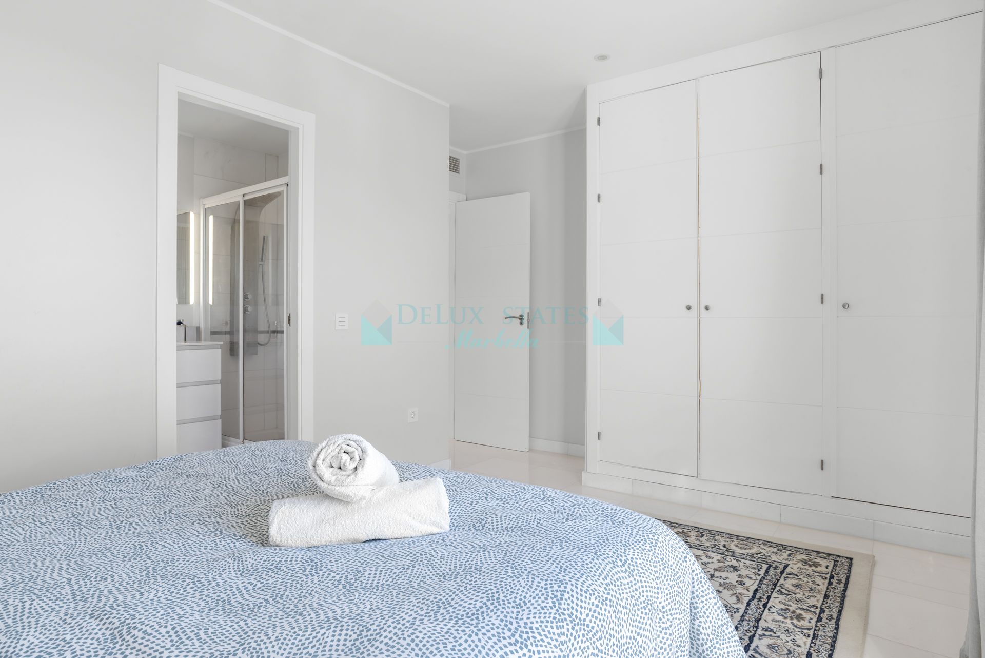 Duplex Penthouse for sale in Doña Julia, Casares