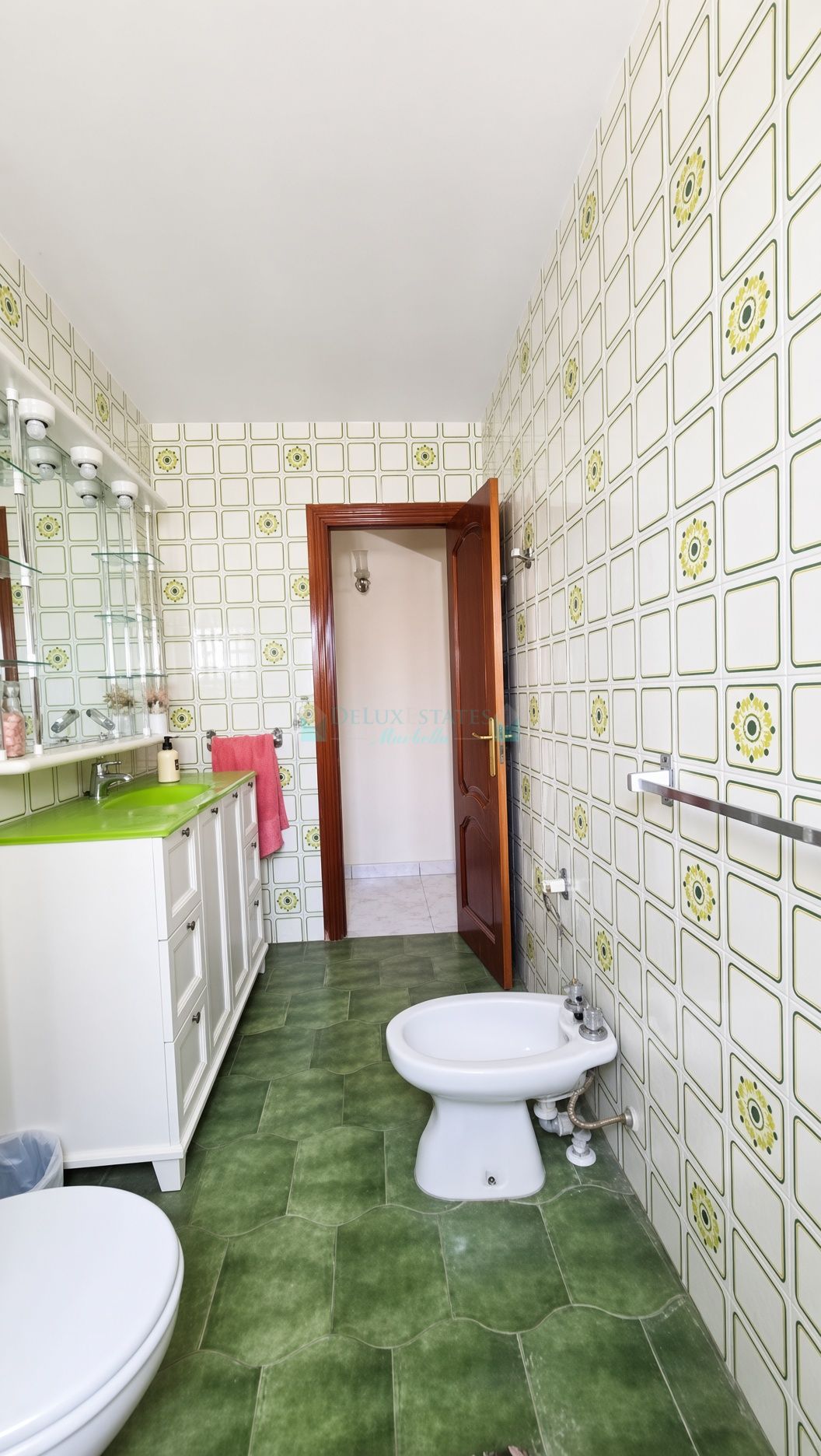Apartment for sale in Divina Pastora, Marbella