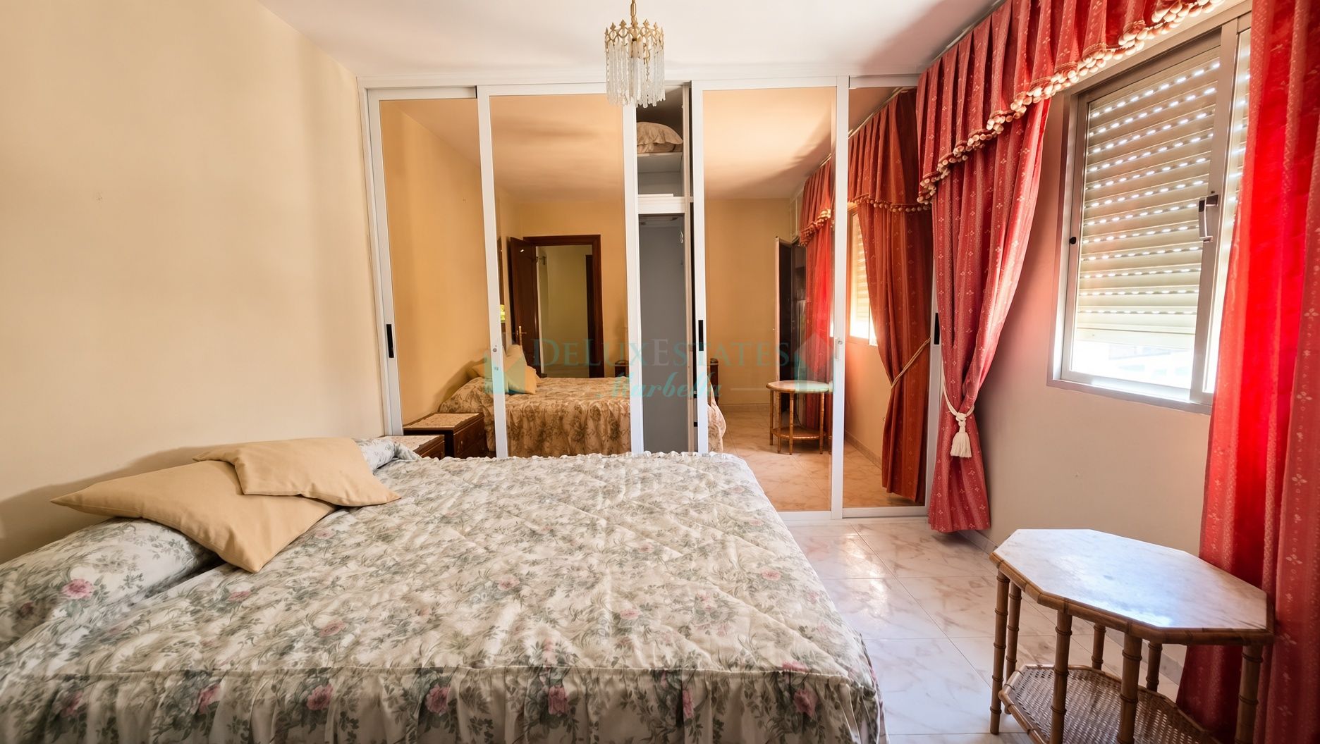 Apartment for sale in Divina Pastora, Marbella