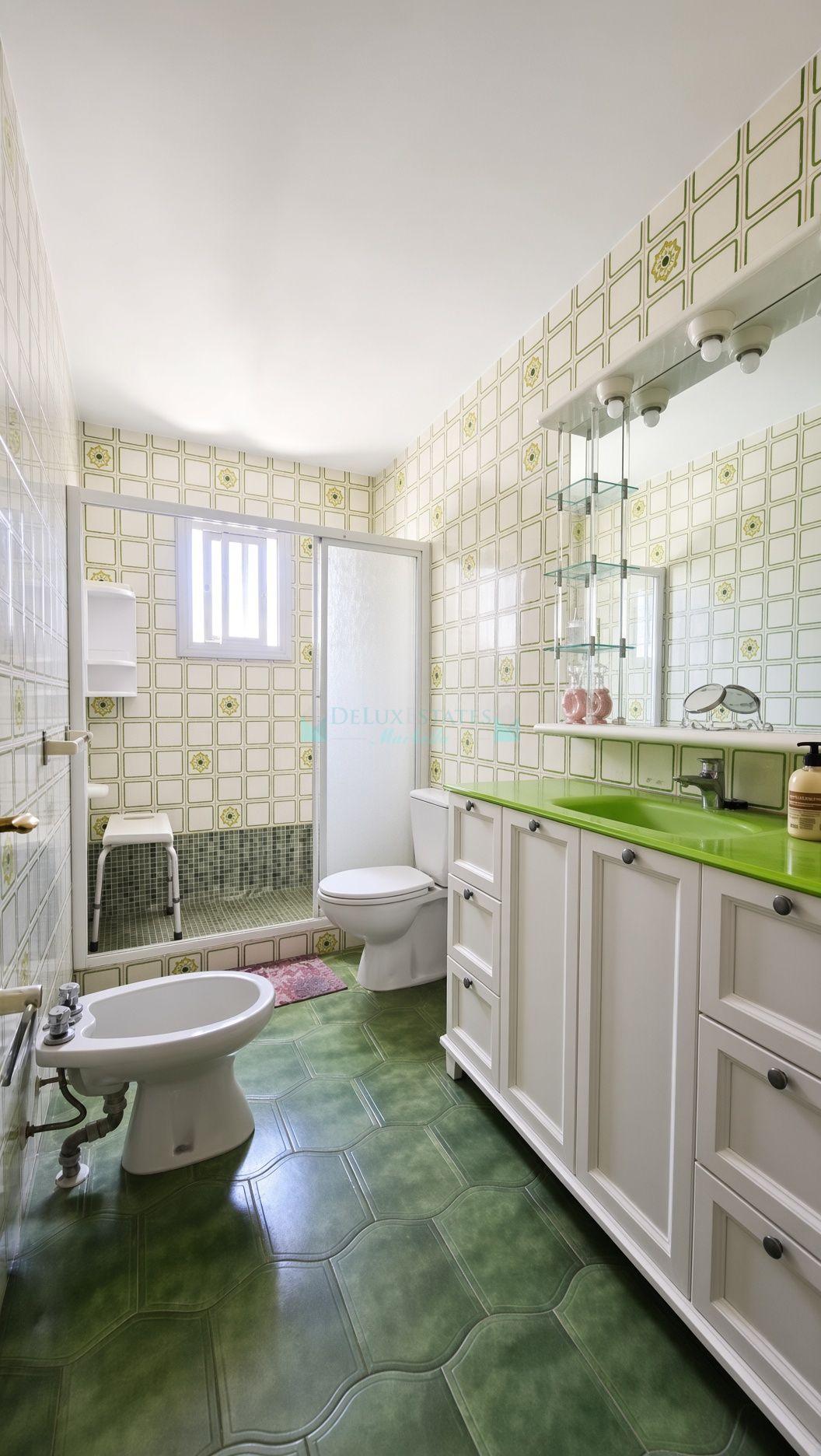 Apartment for sale in Divina Pastora, Marbella