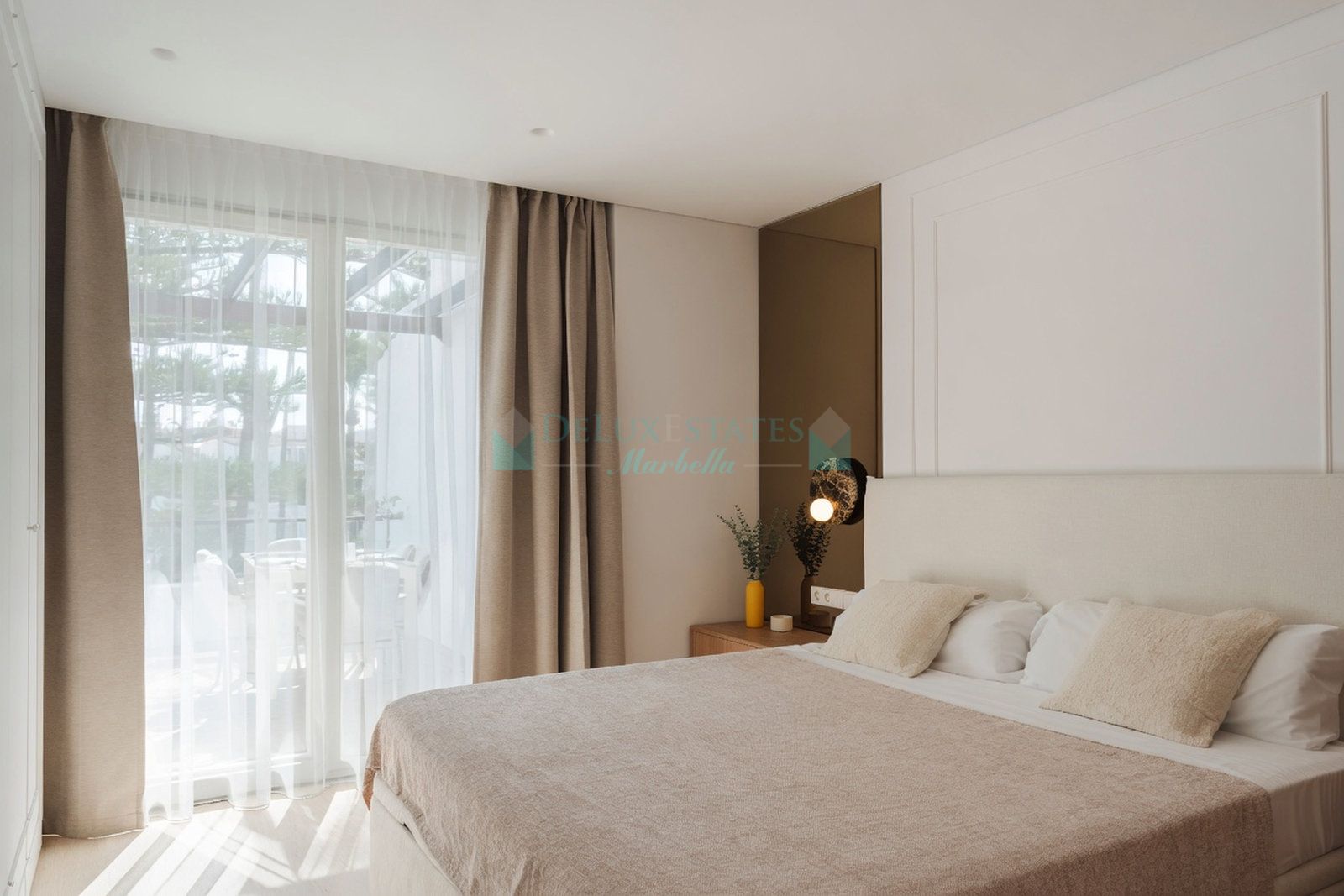 Penthouse for sale in Cortijo Blanco, San Pedro de Alcantara