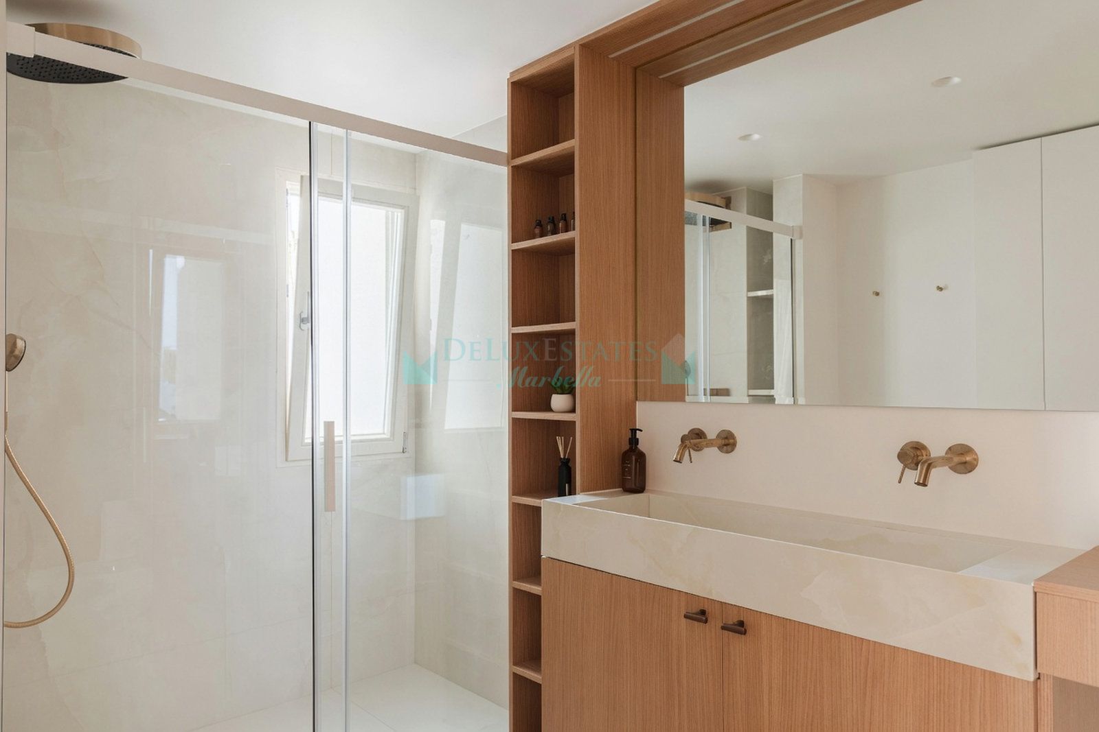 Penthouse for sale in Cortijo Blanco, San Pedro de Alcantara