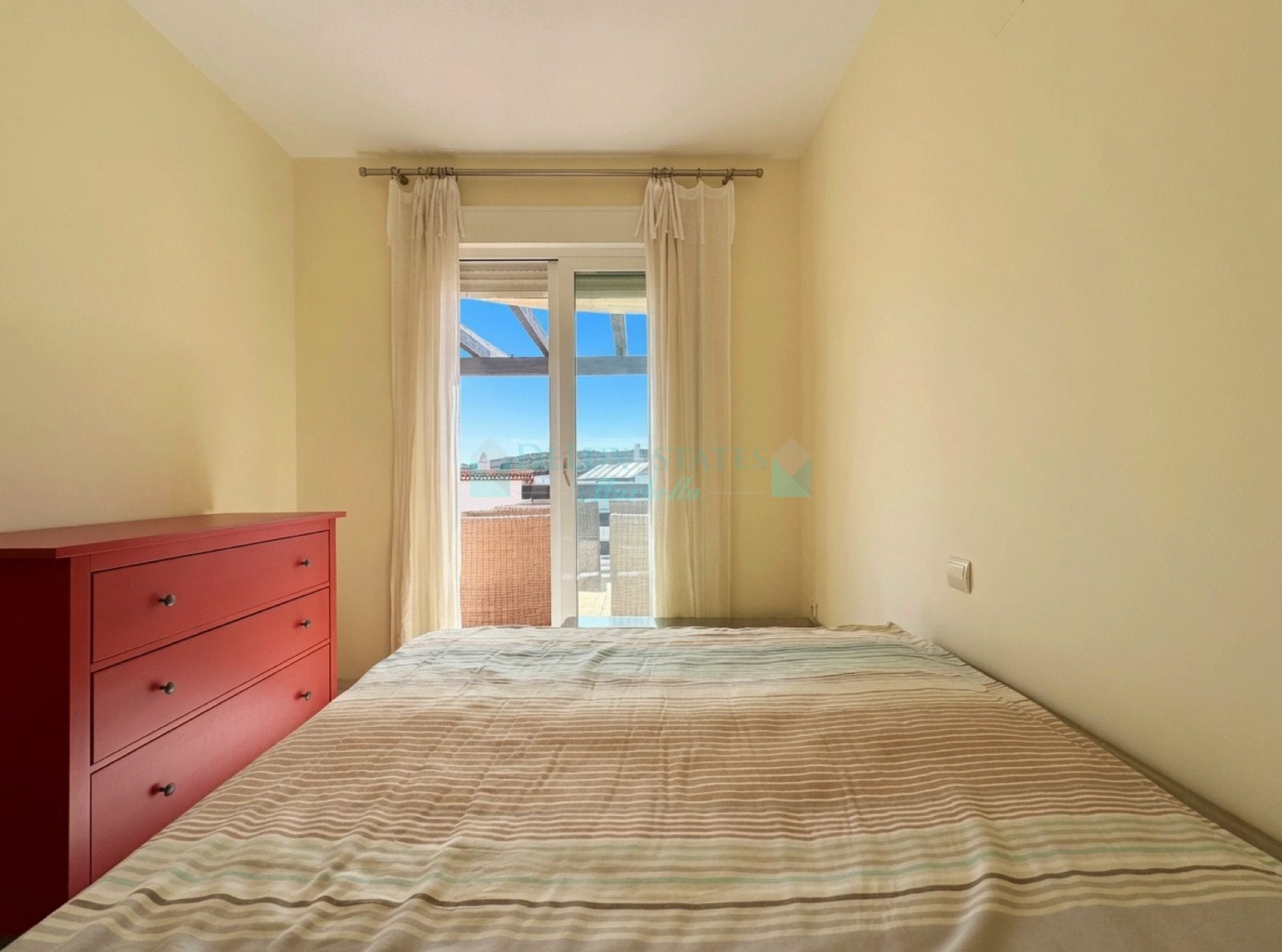 Duplex Penthouse for sale in Valle Romano, Estepona