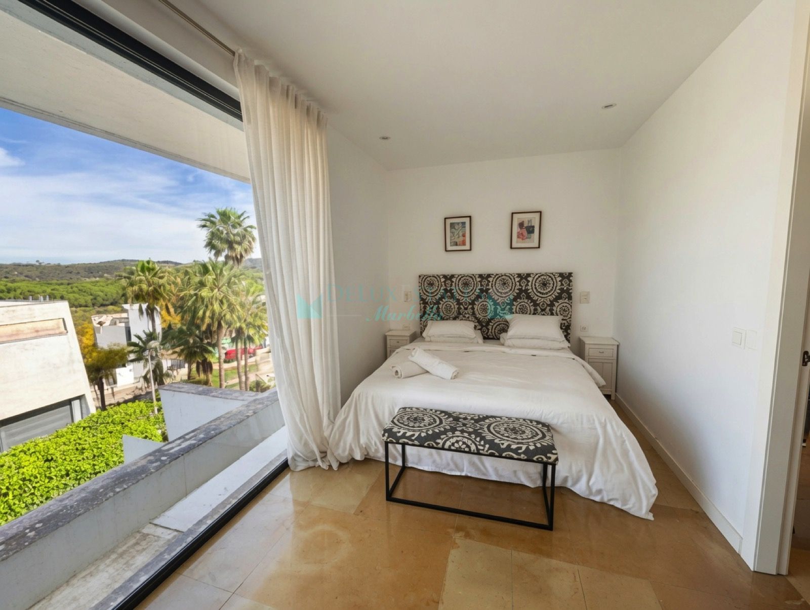 Semi Detached House for sale in San Enrique de Guadiaro