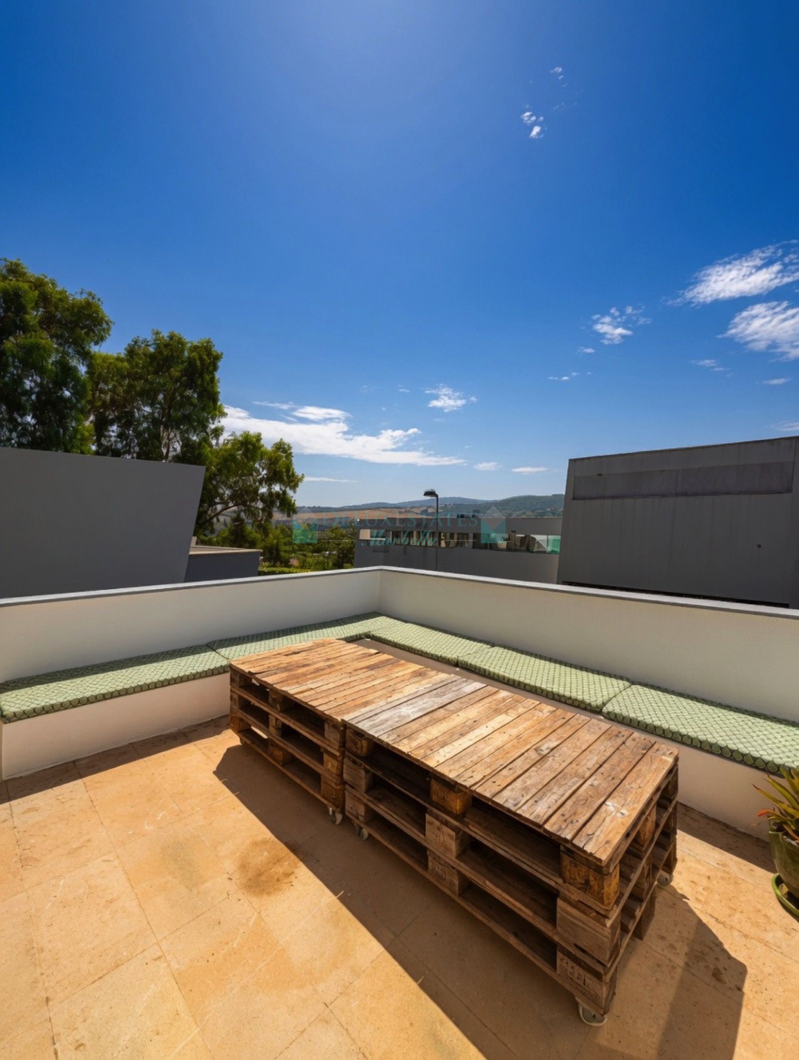 Semi Detached House for sale in San Enrique de Guadiaro