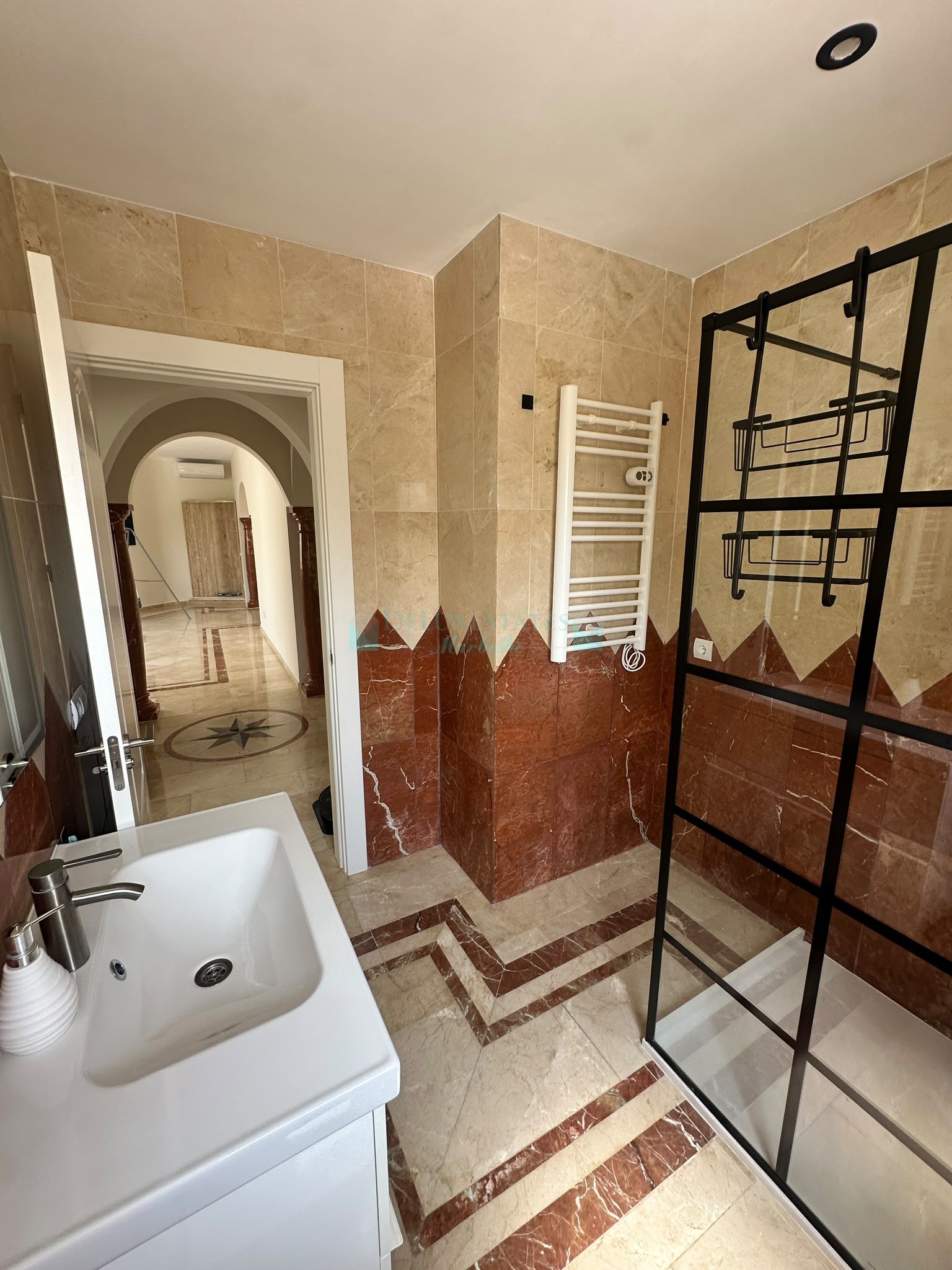 Villa for sale in Forest Hills, Estepona