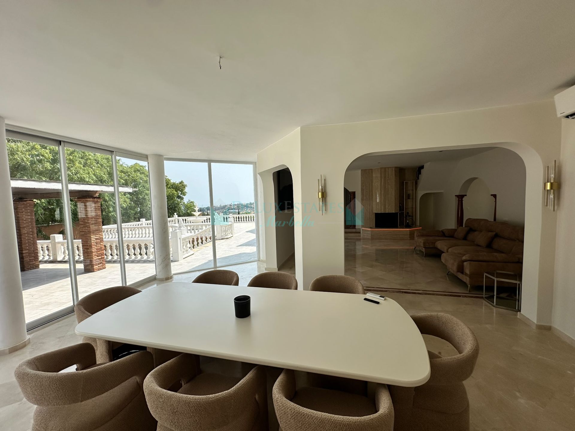 Villa for sale in Forest Hills, Estepona