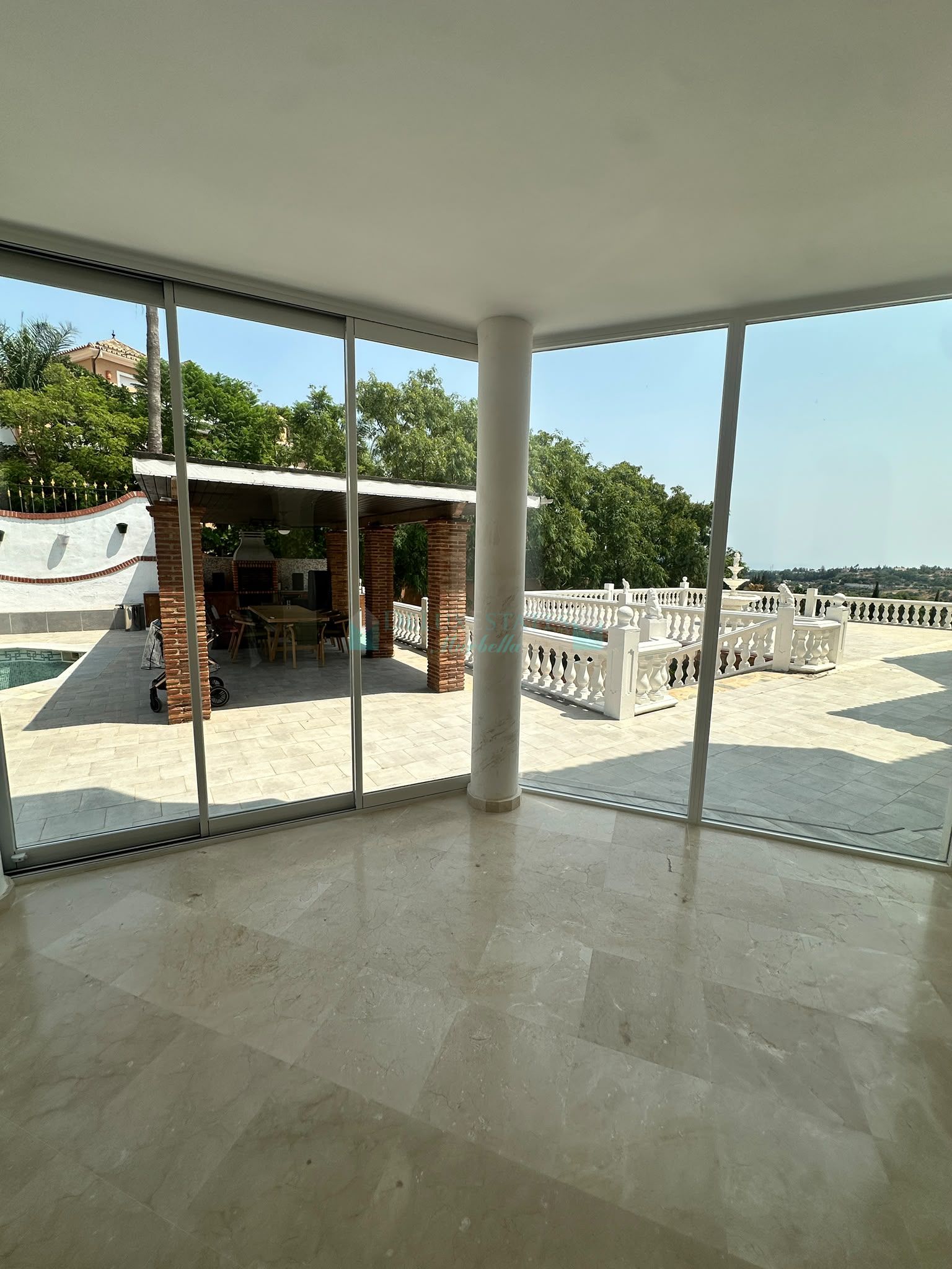 Villa for sale in Forest Hills, Estepona
