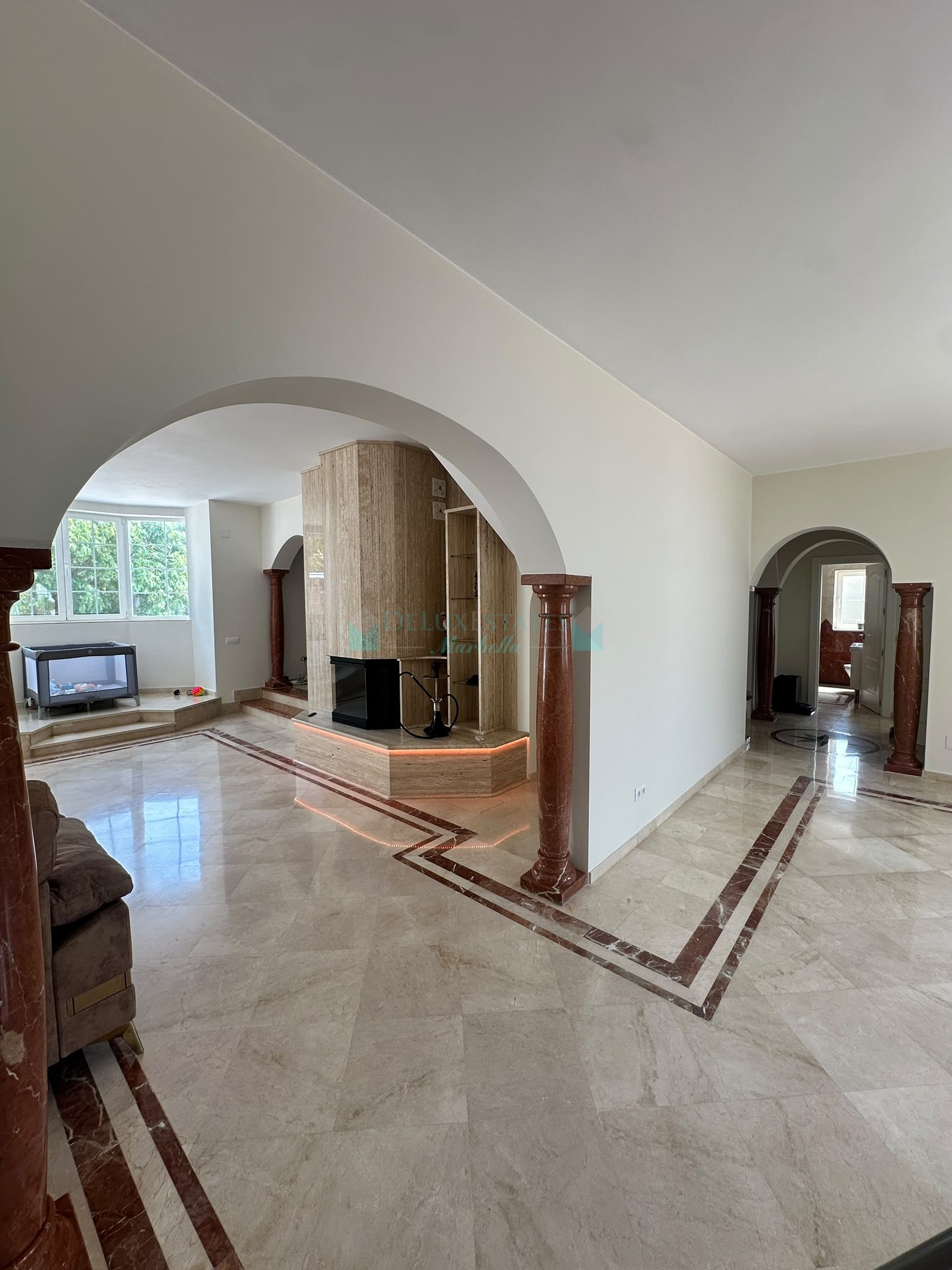 Villa for sale in Forest Hills, Estepona