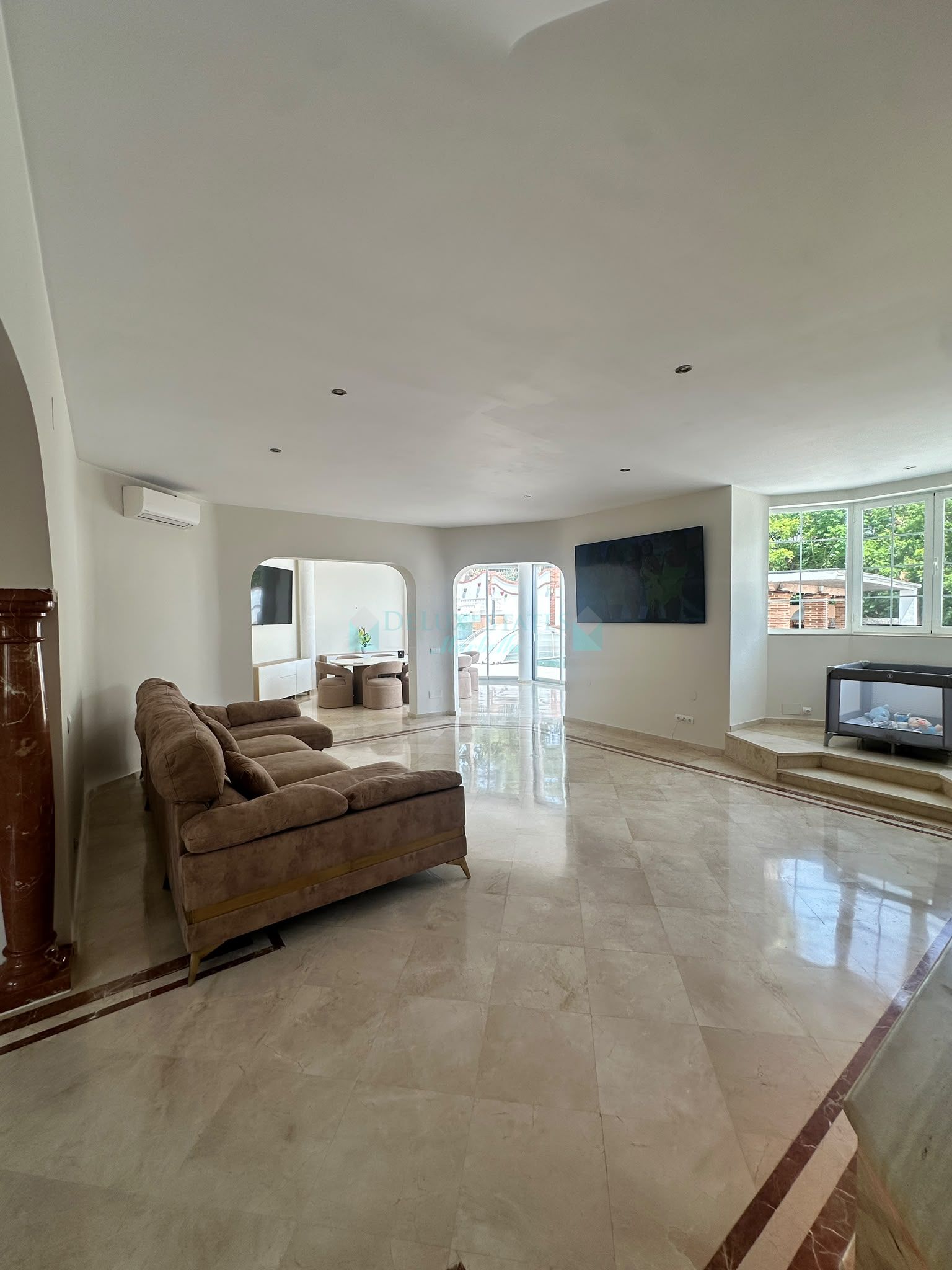 Villa for sale in Forest Hills, Estepona