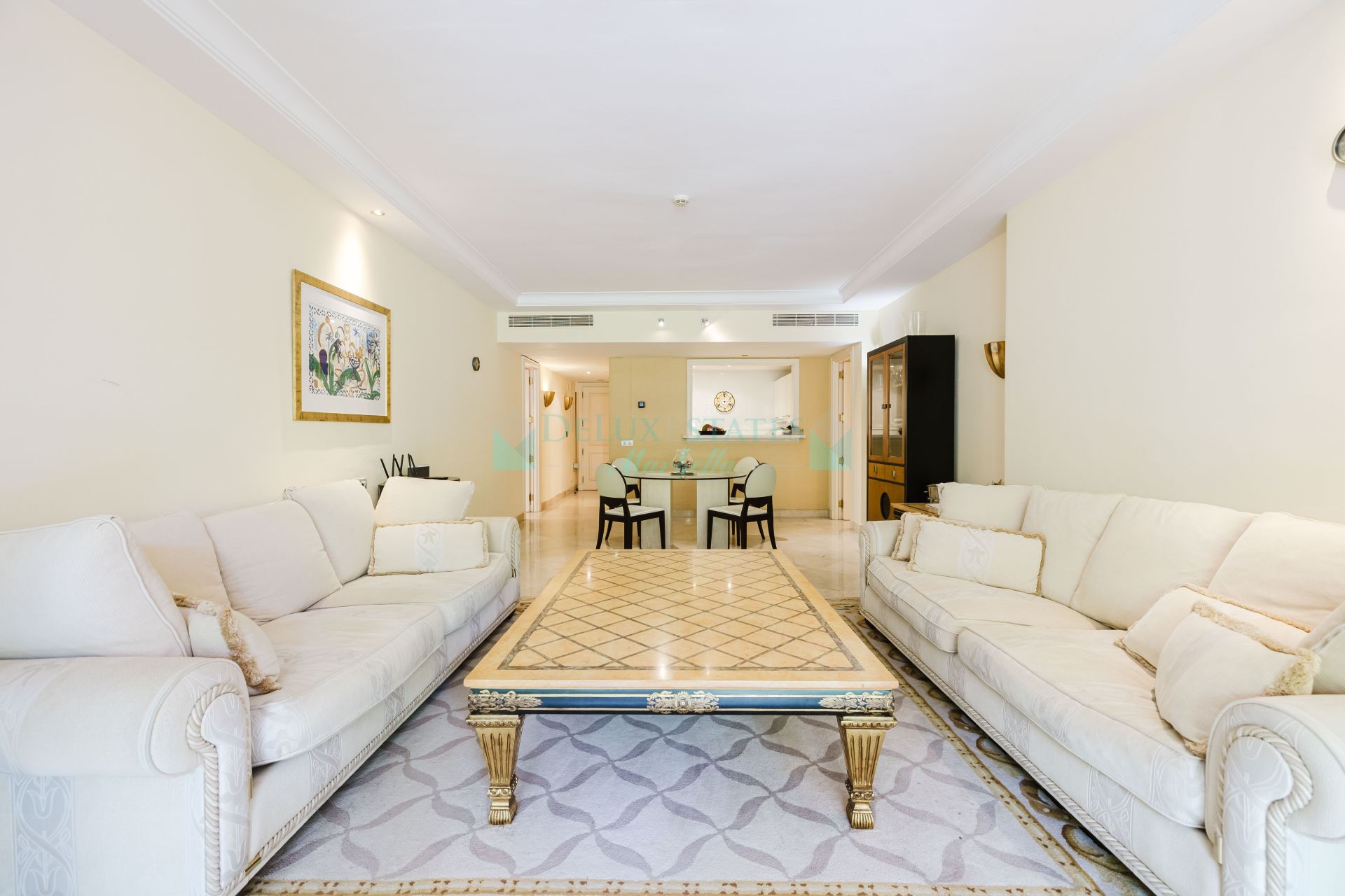 Apartment for sale in Beach Side New Golden Mile, Estepona