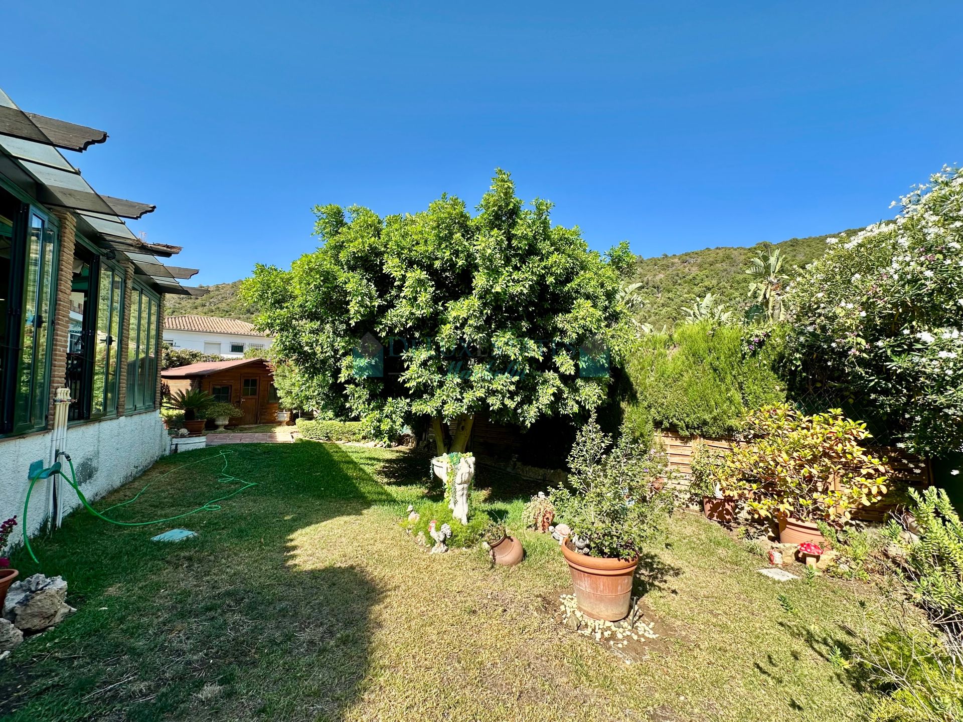 Casa en venta en Benahavis Centro, Benahavis
